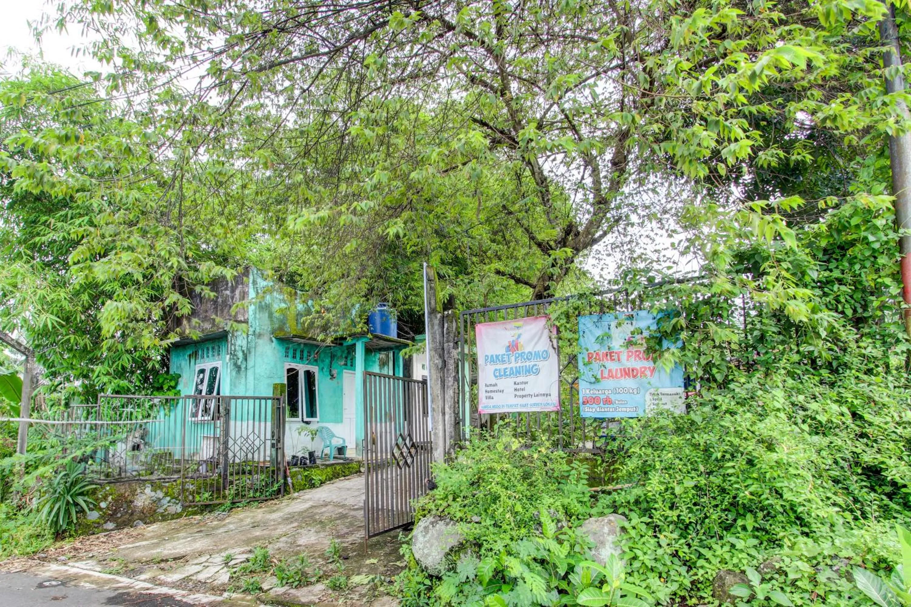 Lobby or reception in Hotel O Homestay Bambu Oerip Syariah
