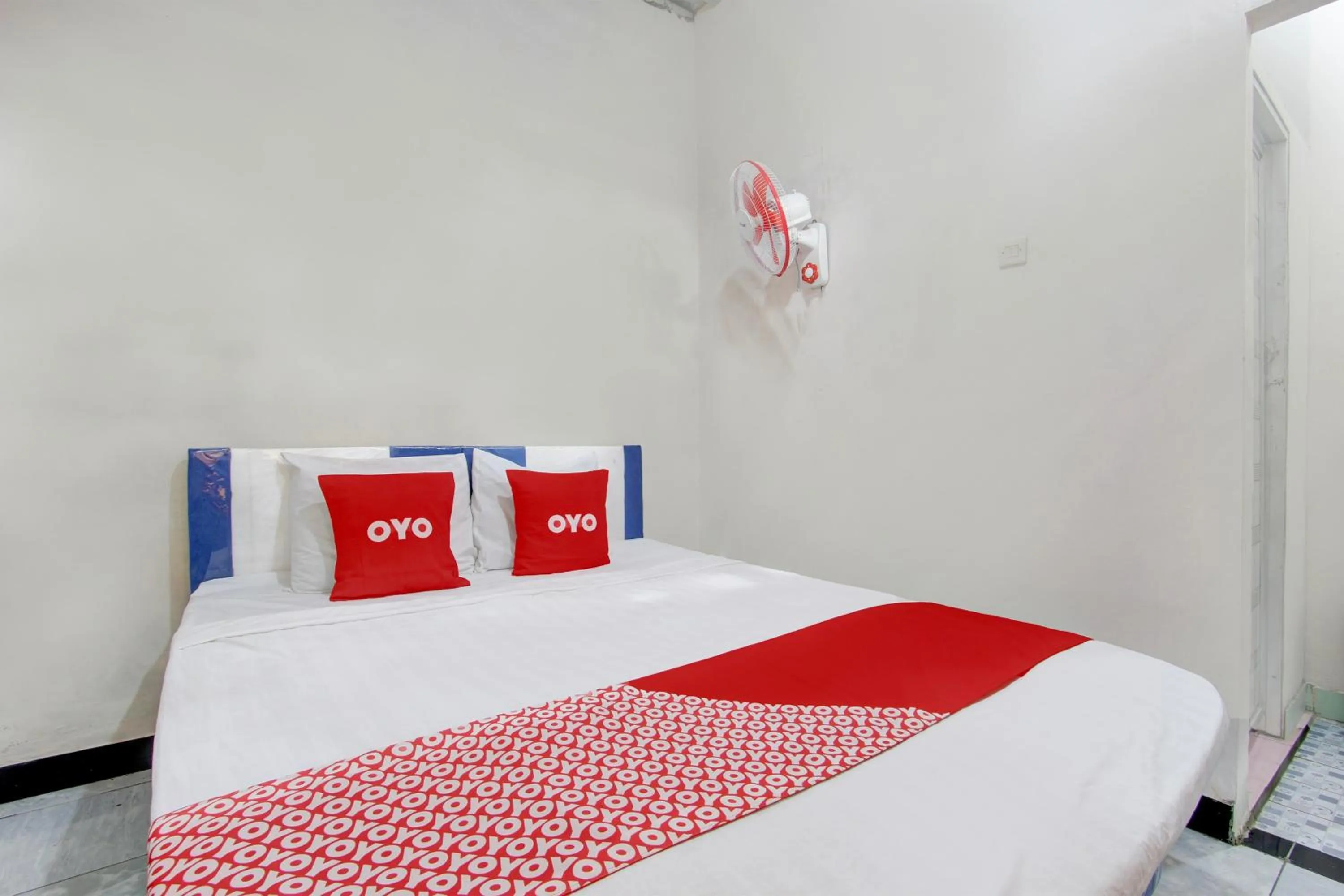 Bedroom, Bed in Hotel O Homestay Bambu Oerip Syariah