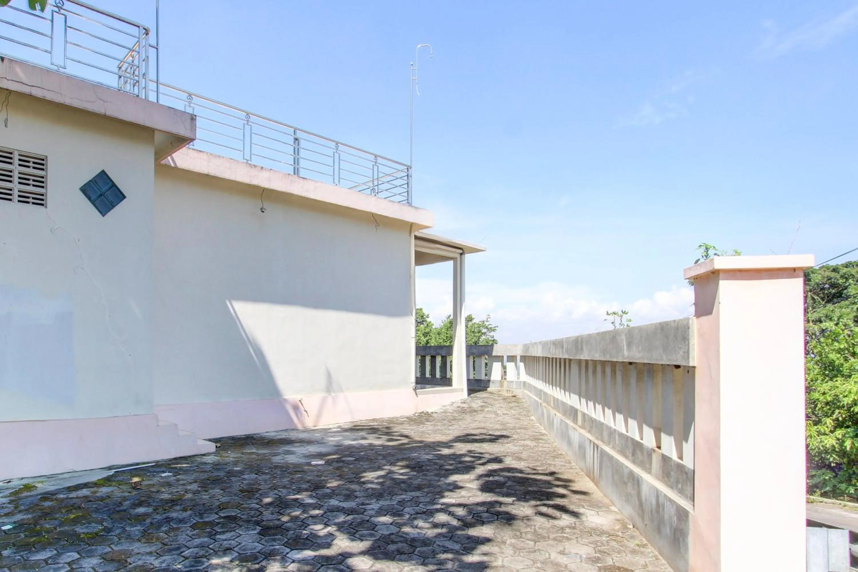 Facade/entrance in OYO 93600 Barong Ijo Homestay Syariah