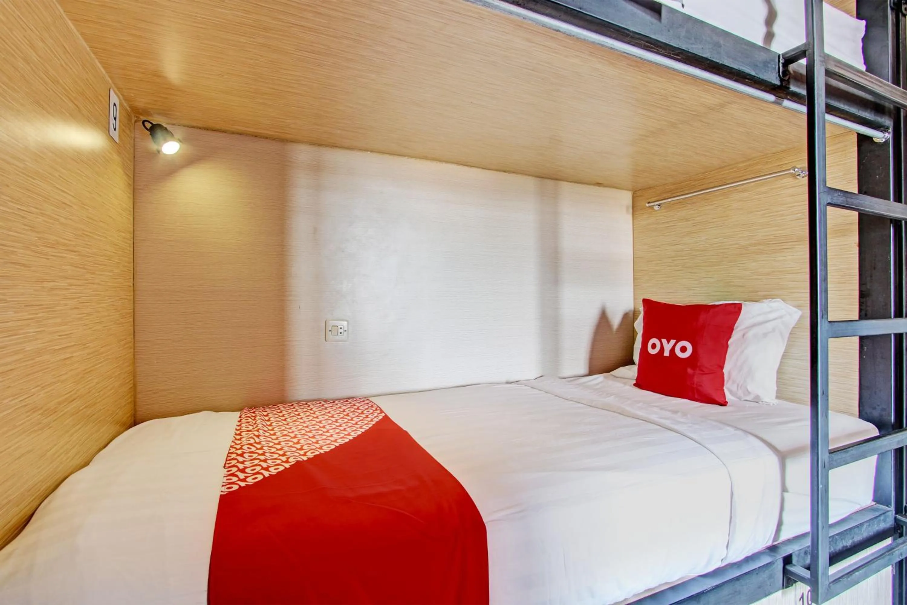 Bedroom, Bed in Hotel O Penak Malioboro Bunk Bed