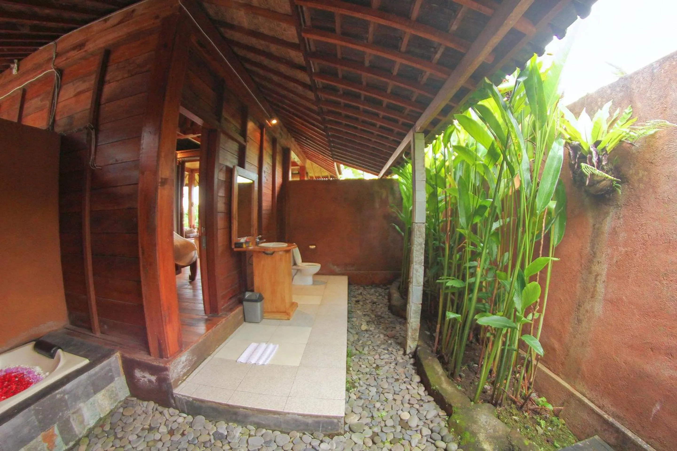 Bathroom in Belvilla Moksha Ceking Rice TerraceNearUbud Jungle Swing
