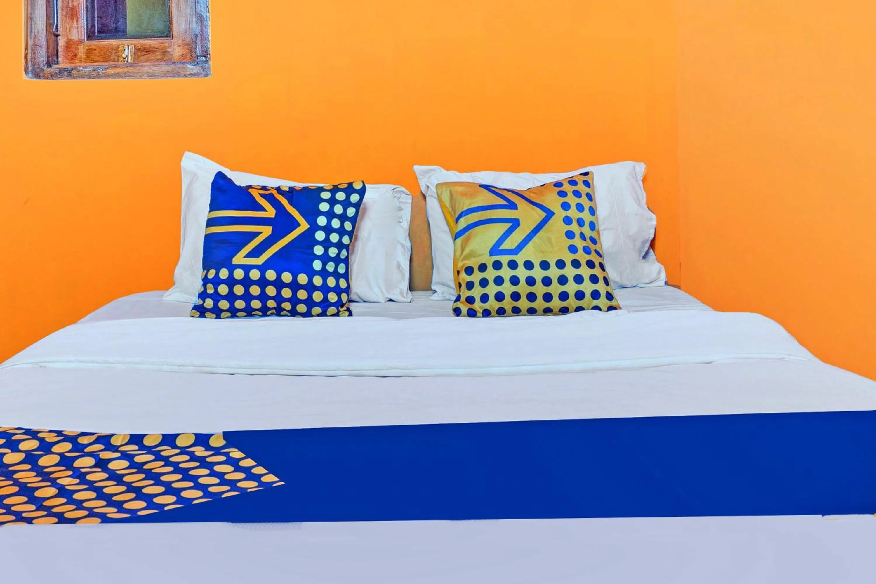 Bedroom, Bed in Hotel O Wisma Dua Putra Syariah