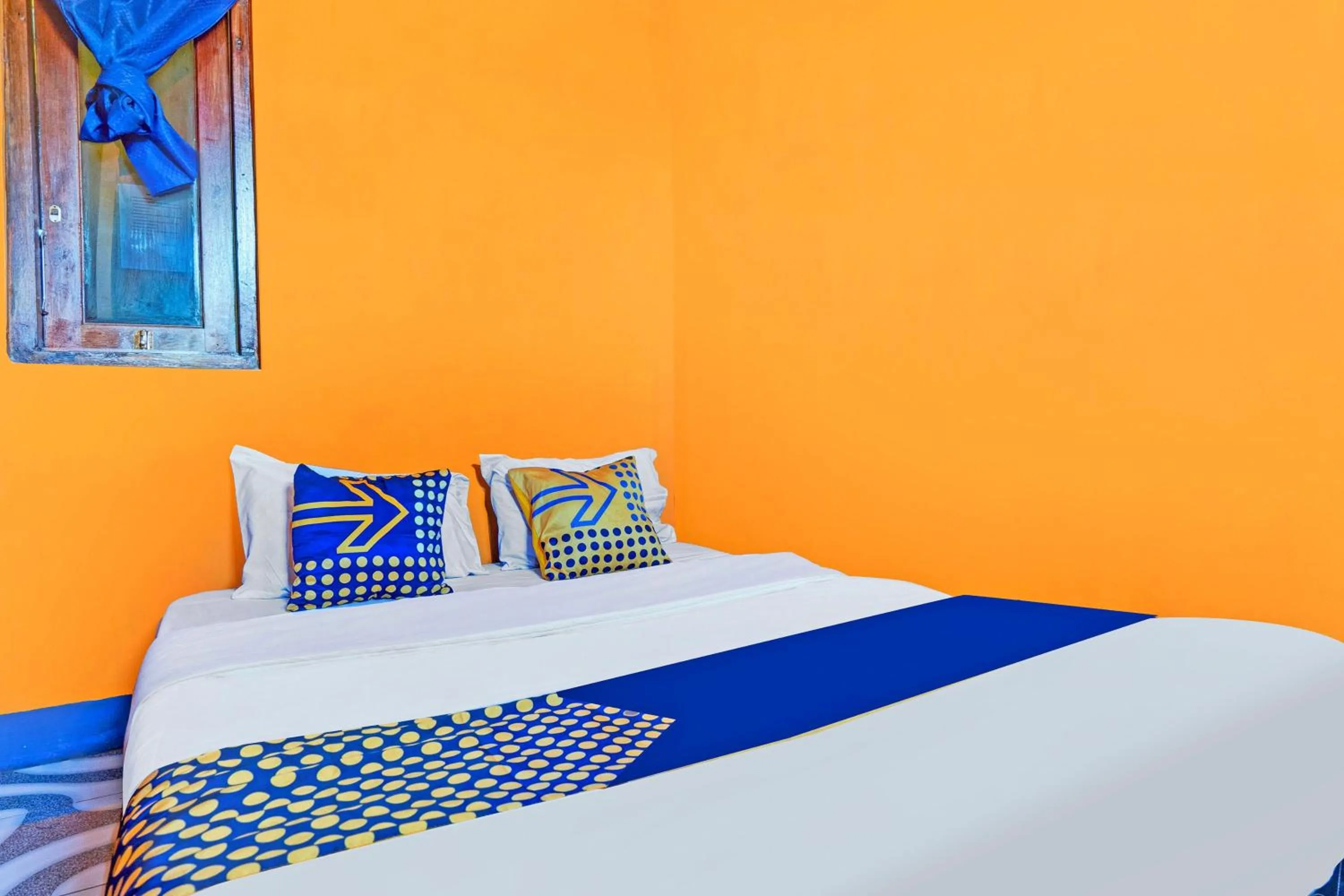 Bedroom, Bed in Hotel O Wisma Dua Putra Syariah