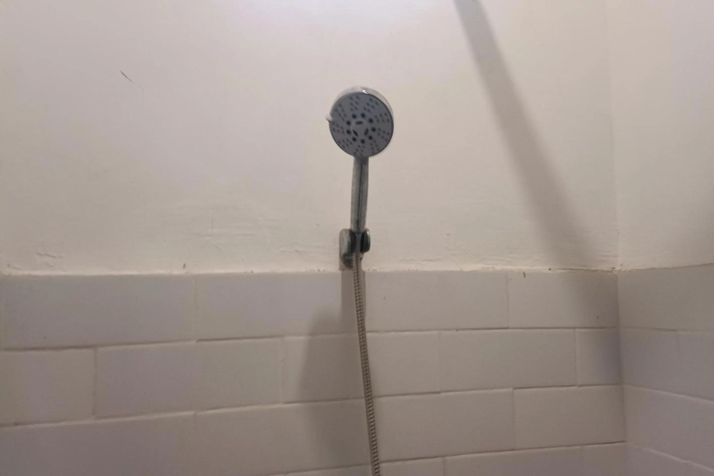 Bathroom in OYO 93626 Hi Homestay & Group