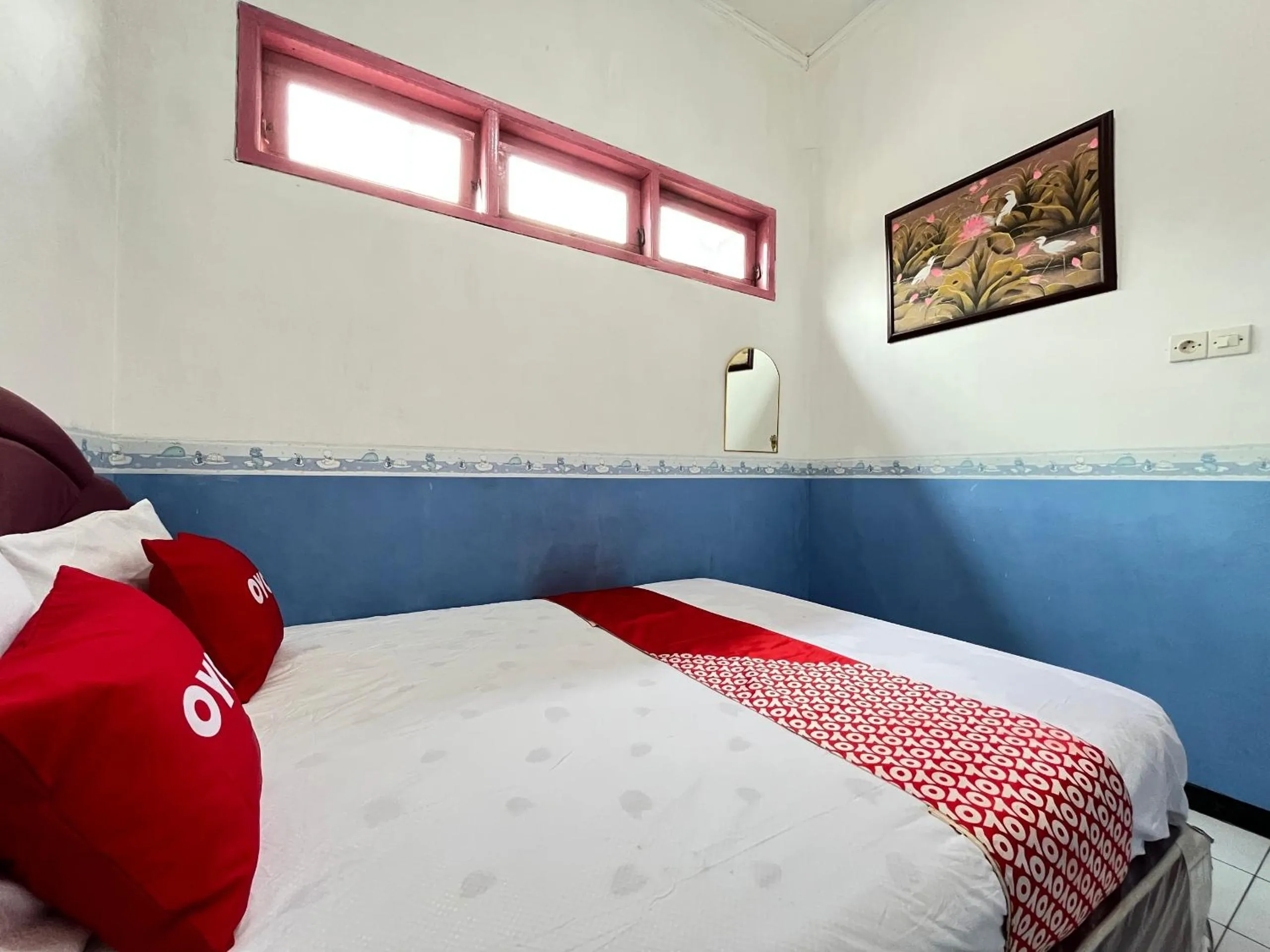 Bedroom, Bed in Hotel O Villa Cemara Syariah