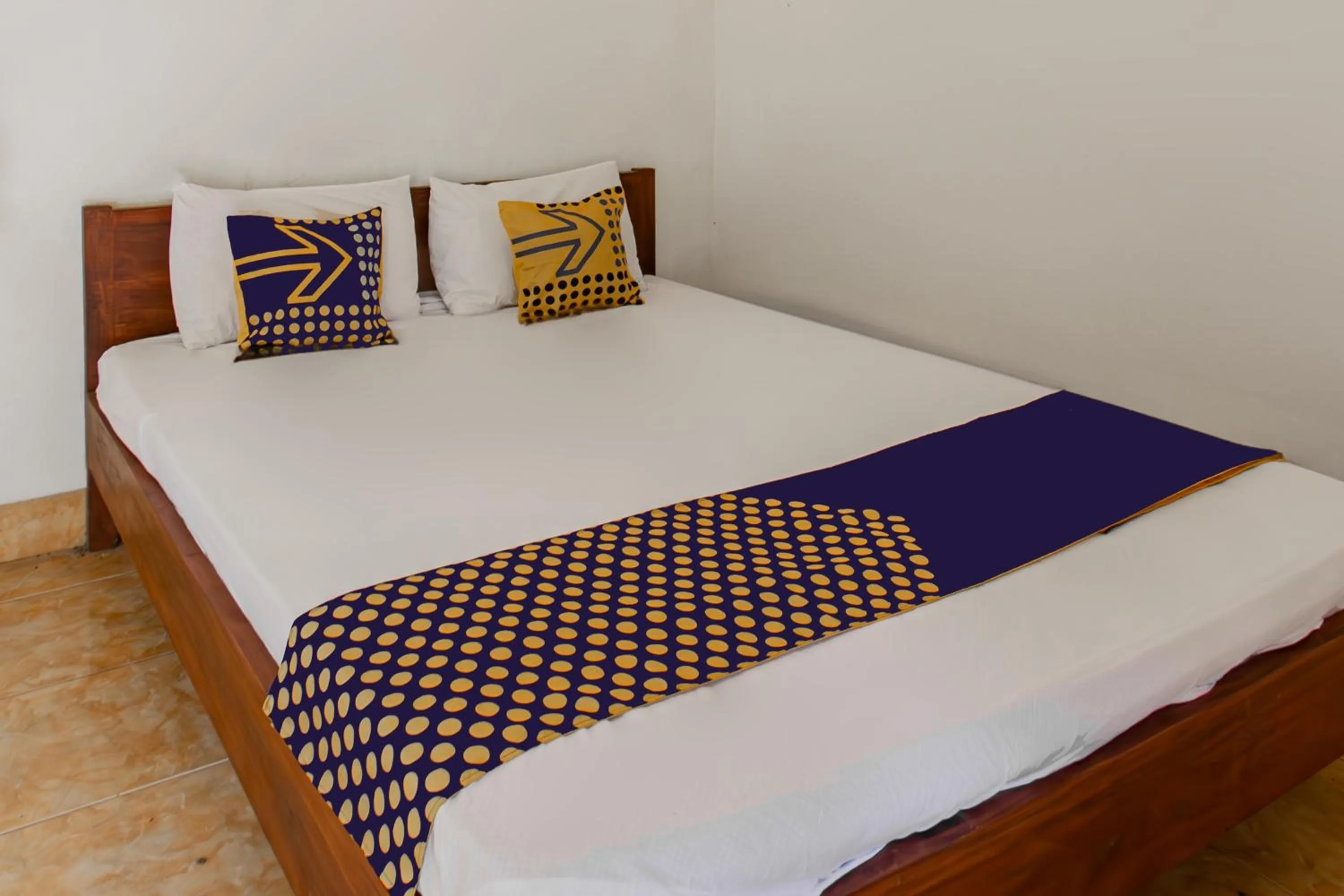 Bedroom, Bed in Hotel O Kaila Guesthouse