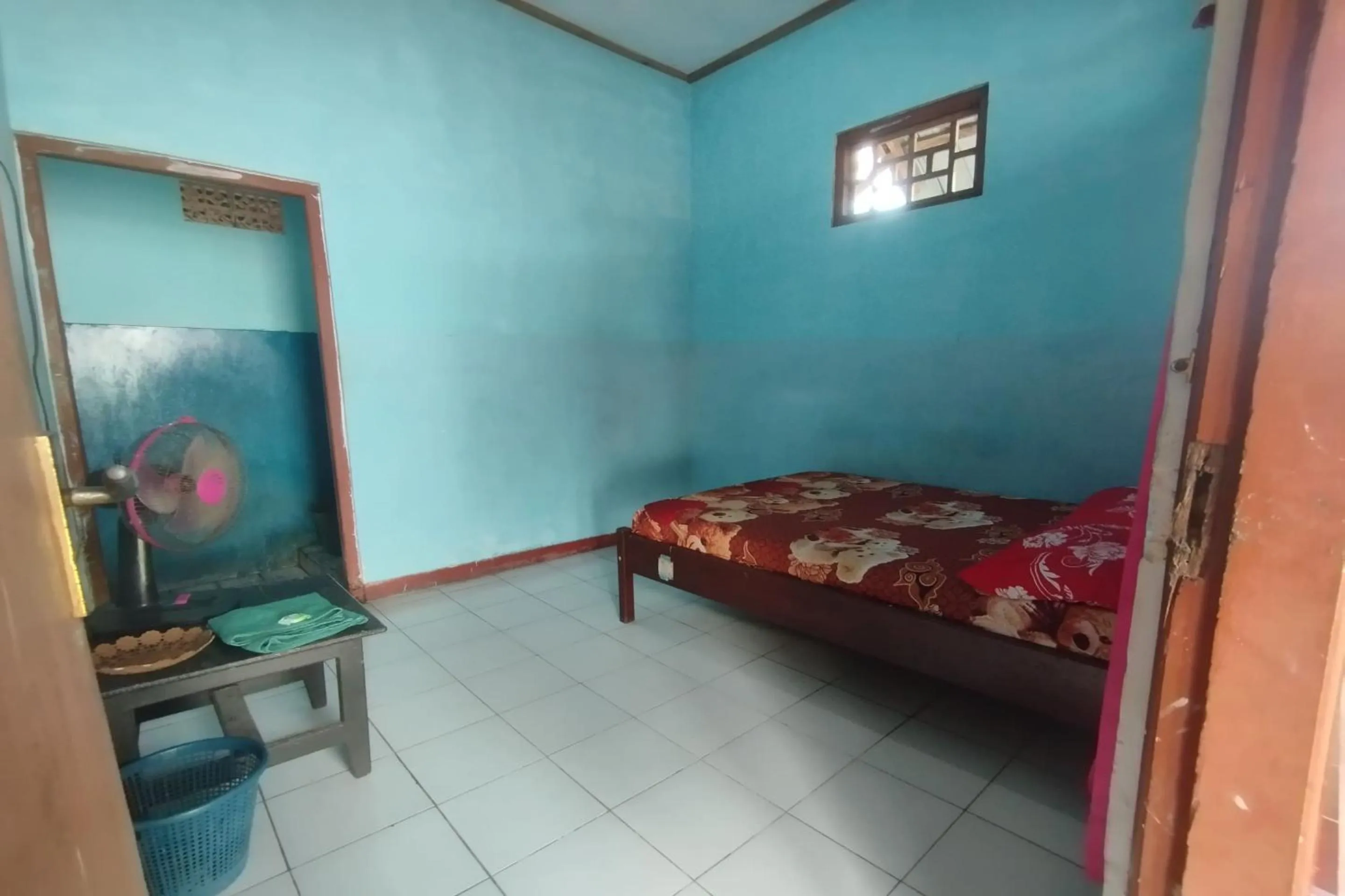 Bedroom, Bed in Hotel O Dannis Homestay Near Musholla Al Istiqomah Terawangan