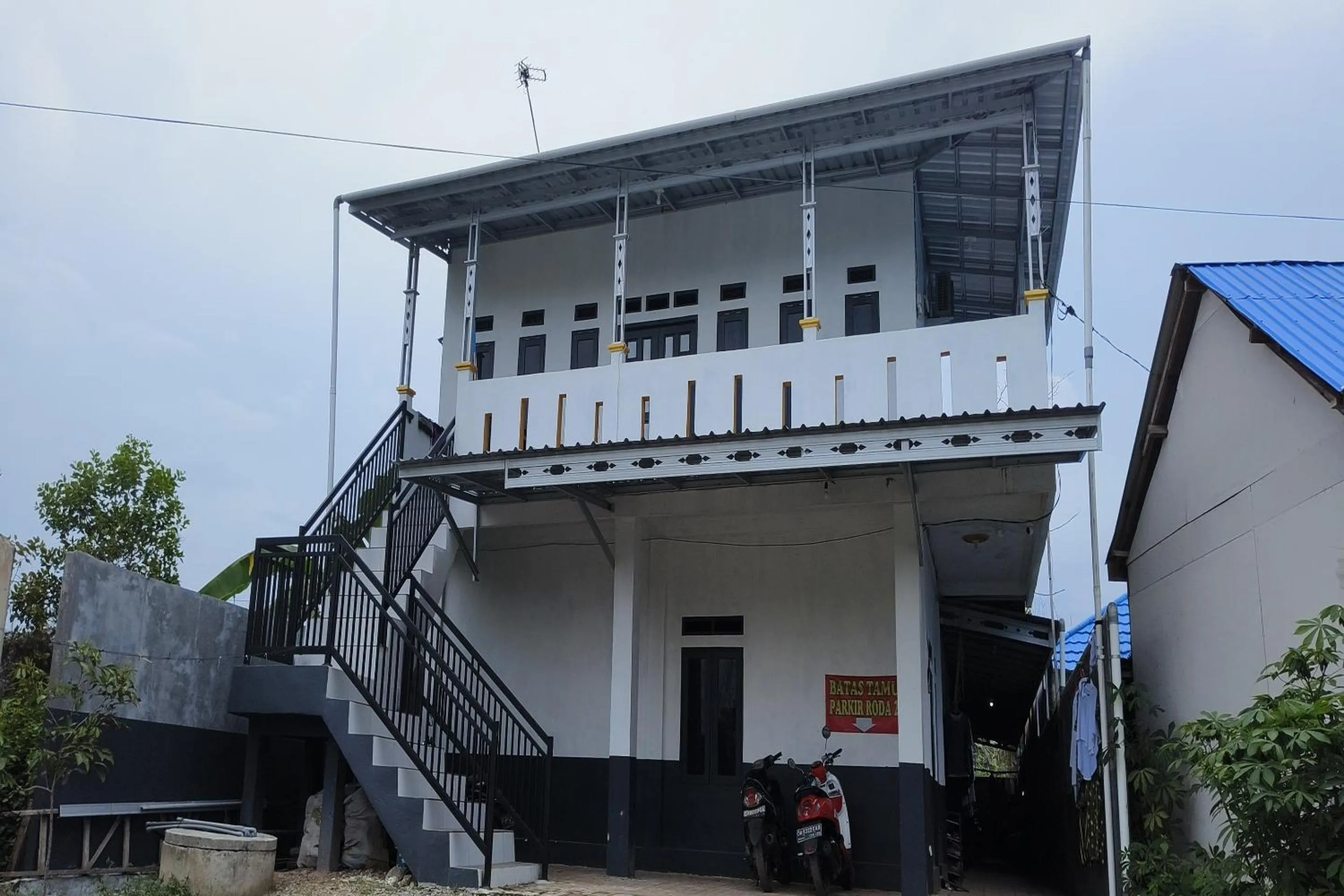 Facade/entrance in Hotel O Penginapan Al-asharNearWarung Acil Ubai