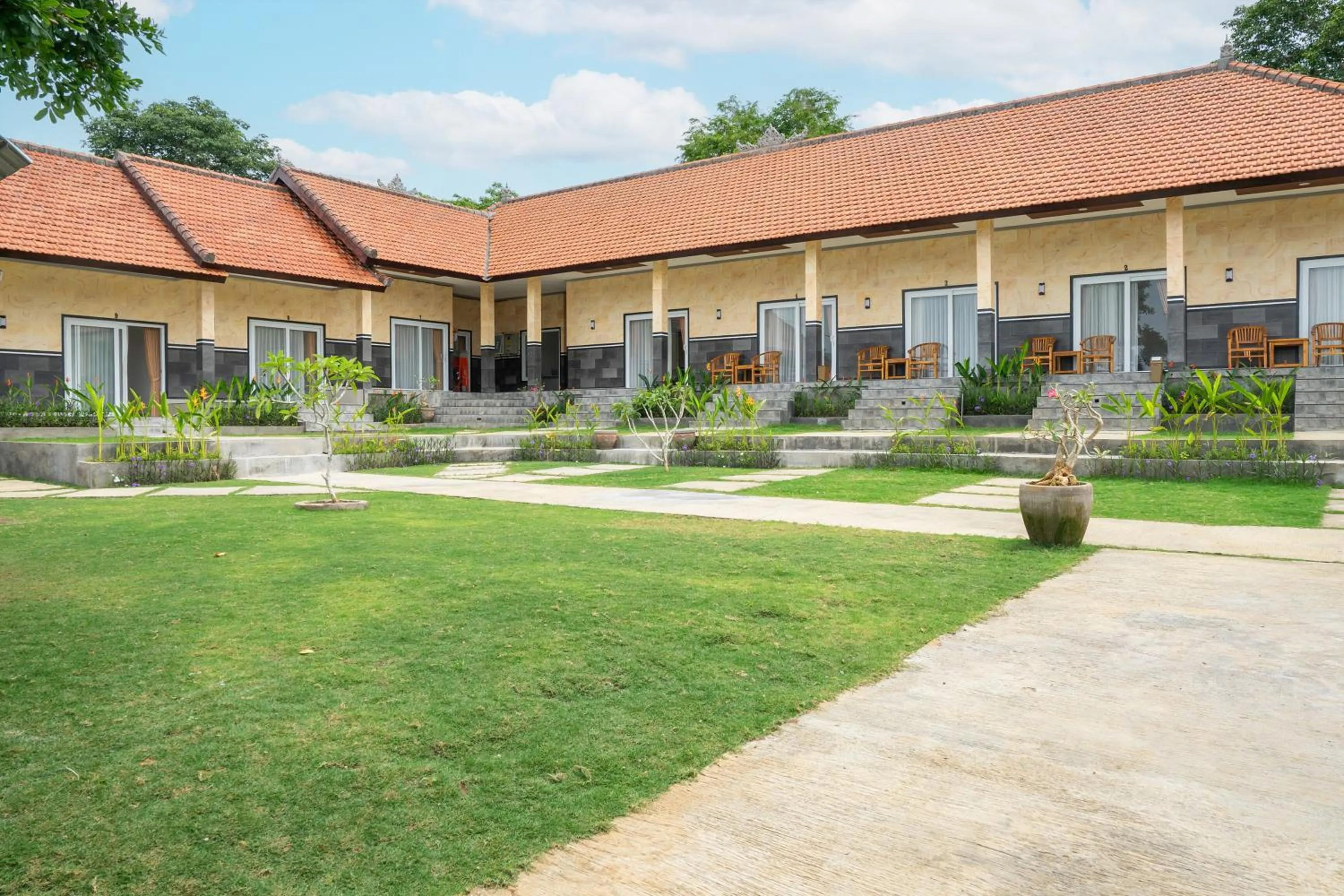 Facade/entrance in Belvilla Sacred Retreat Pandawa Beach