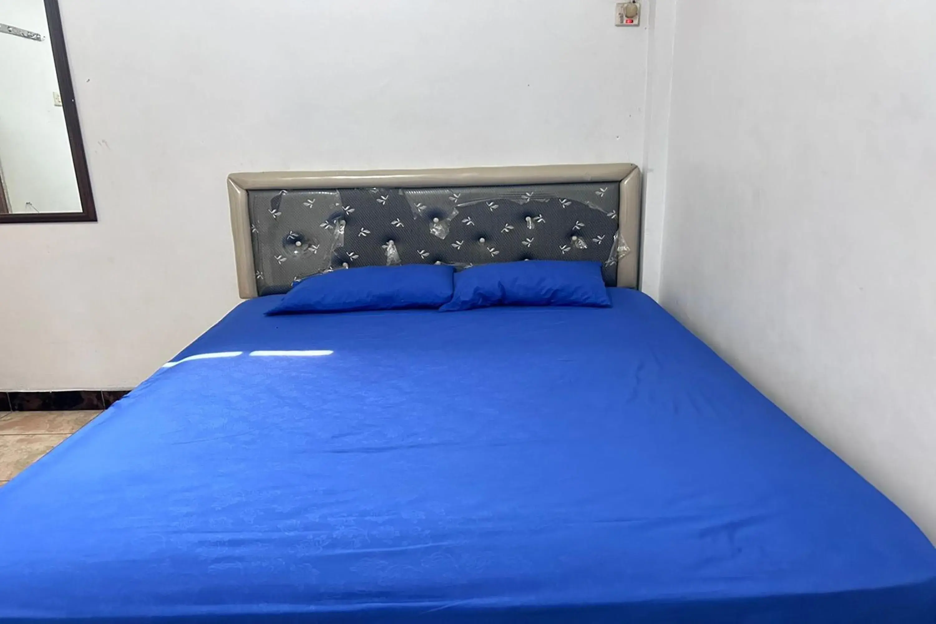 Deluxe Room in Hotel Kinasih Deluxe Room in Hotel Kinasih