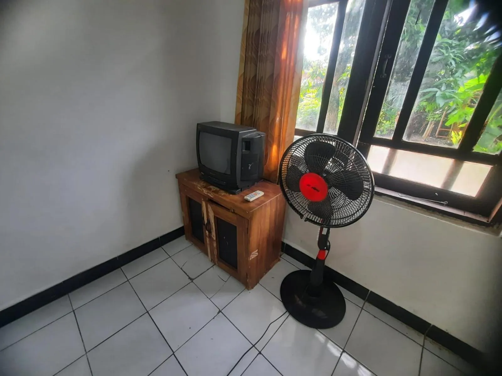 Bedroom in Hotel O Home Stay Syariah Habibie