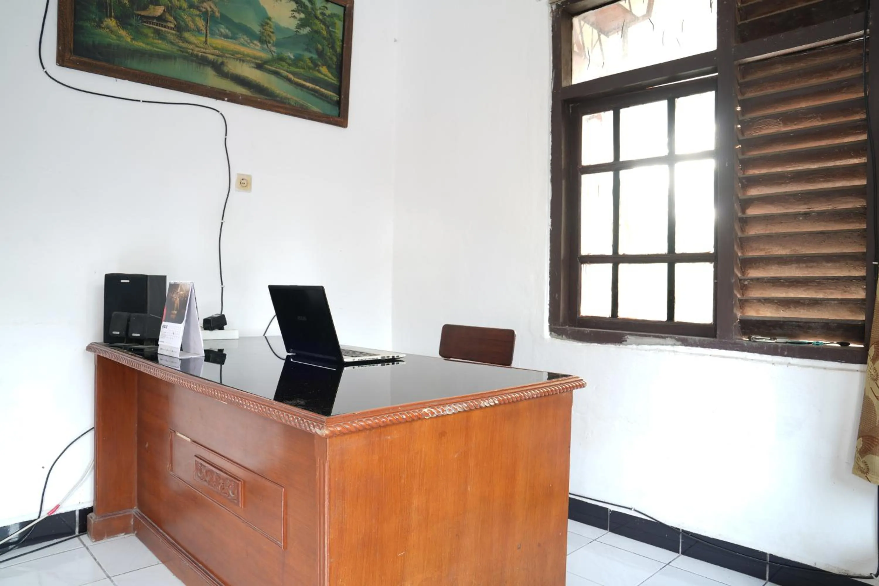 Lobby or reception in Hotel O Home Stay Syariah Habibie