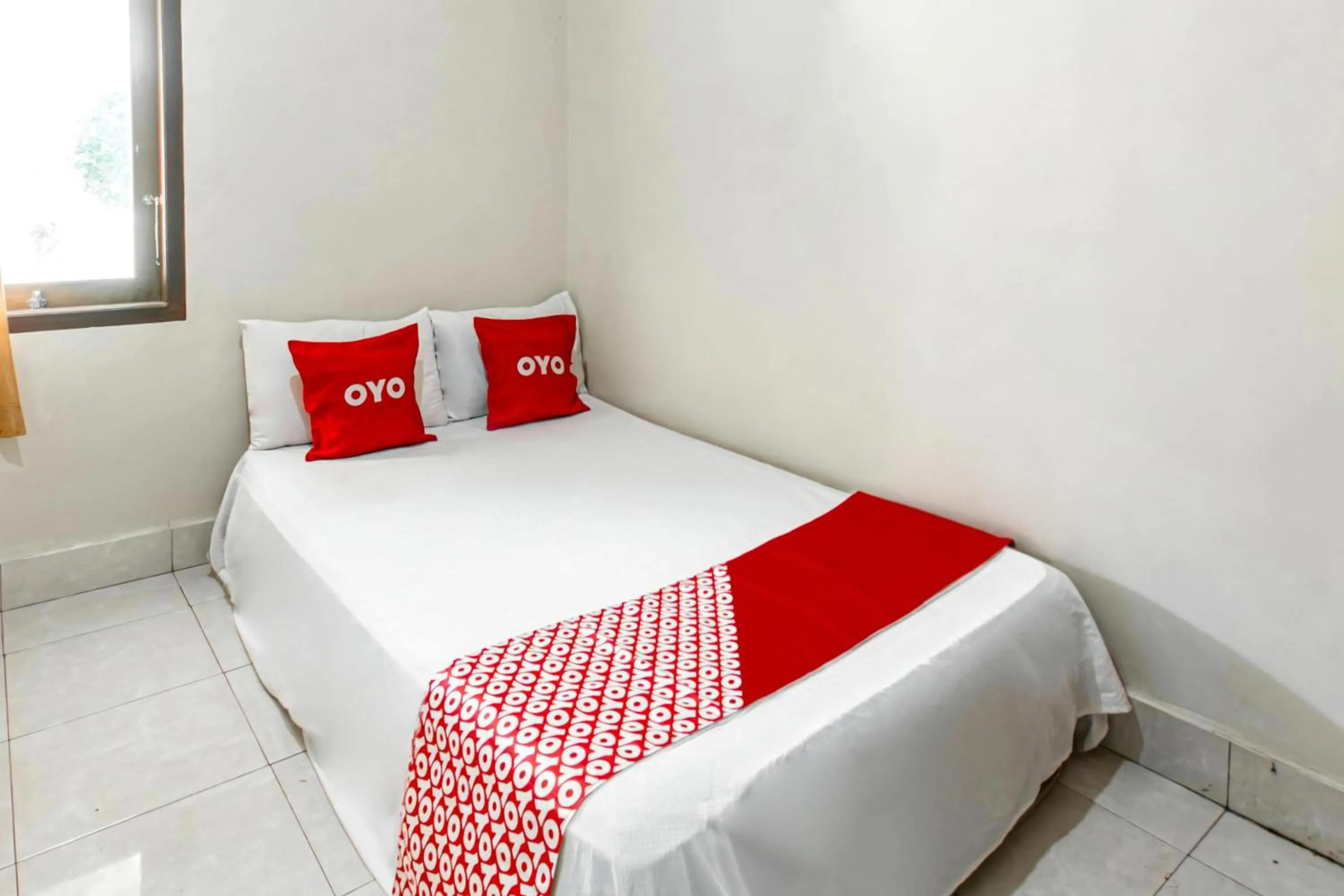 Bedroom, Bed in Hotel O Puri Batu Bolong