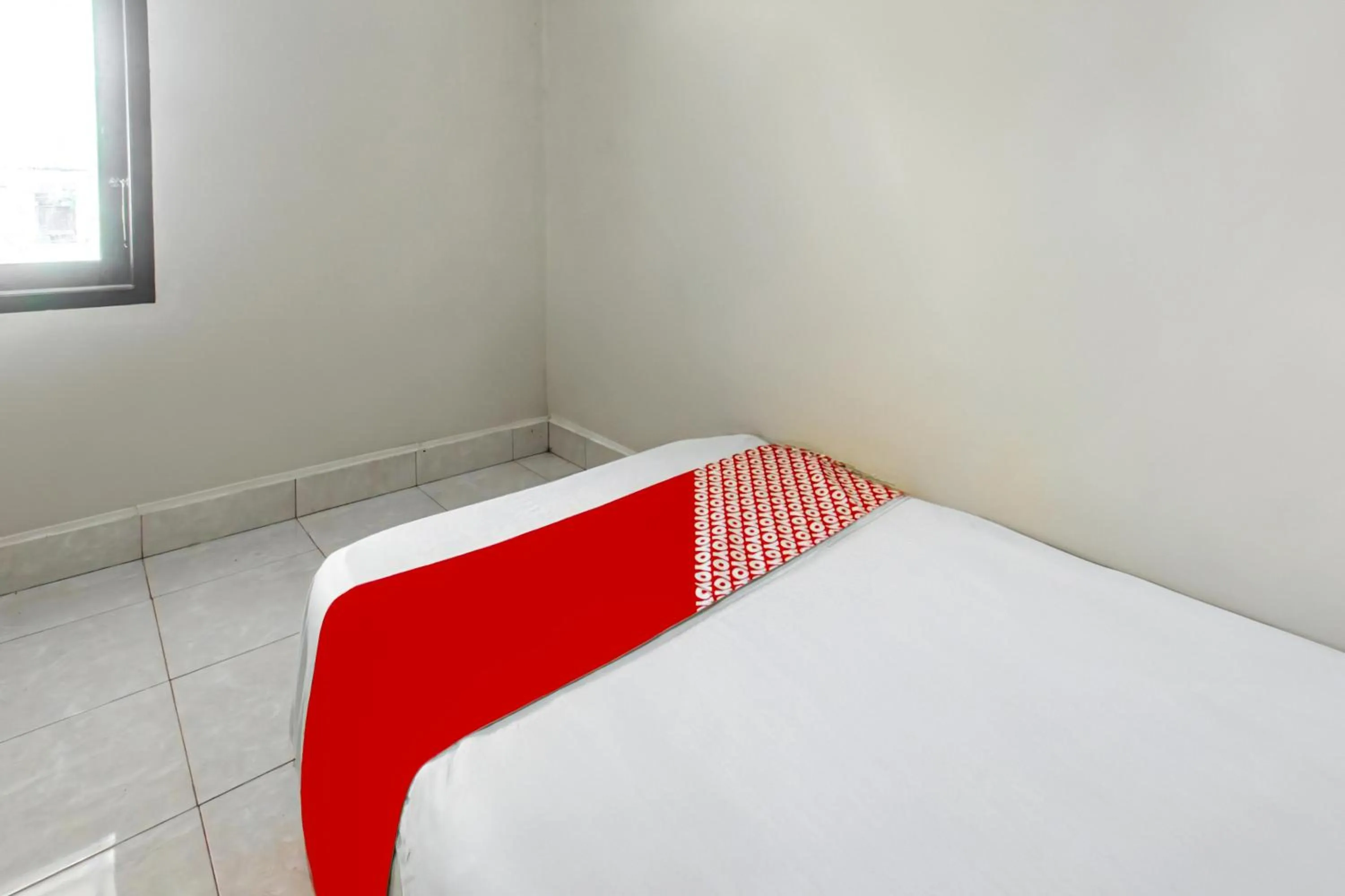 Bedroom, Bed in Hotel O Puri Batu Bolong