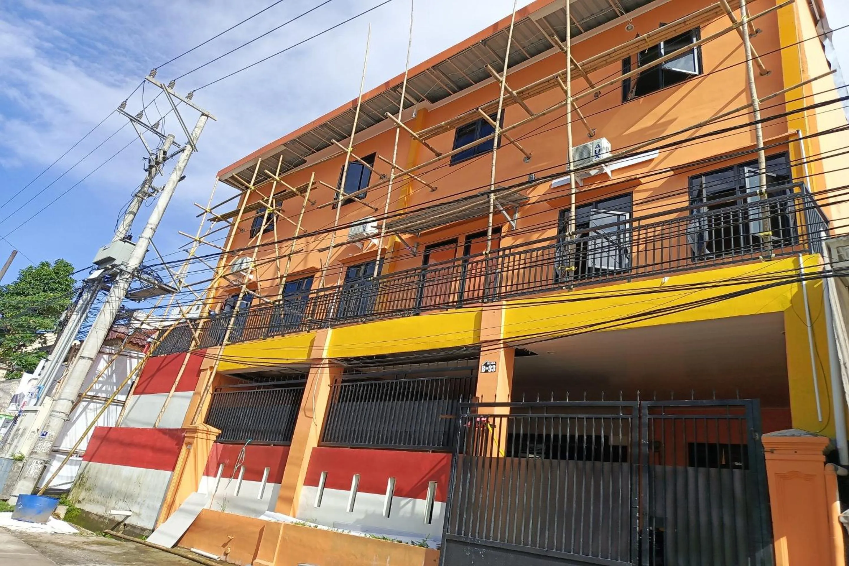 Facade/entrance in Hotel O Homestay Purirano