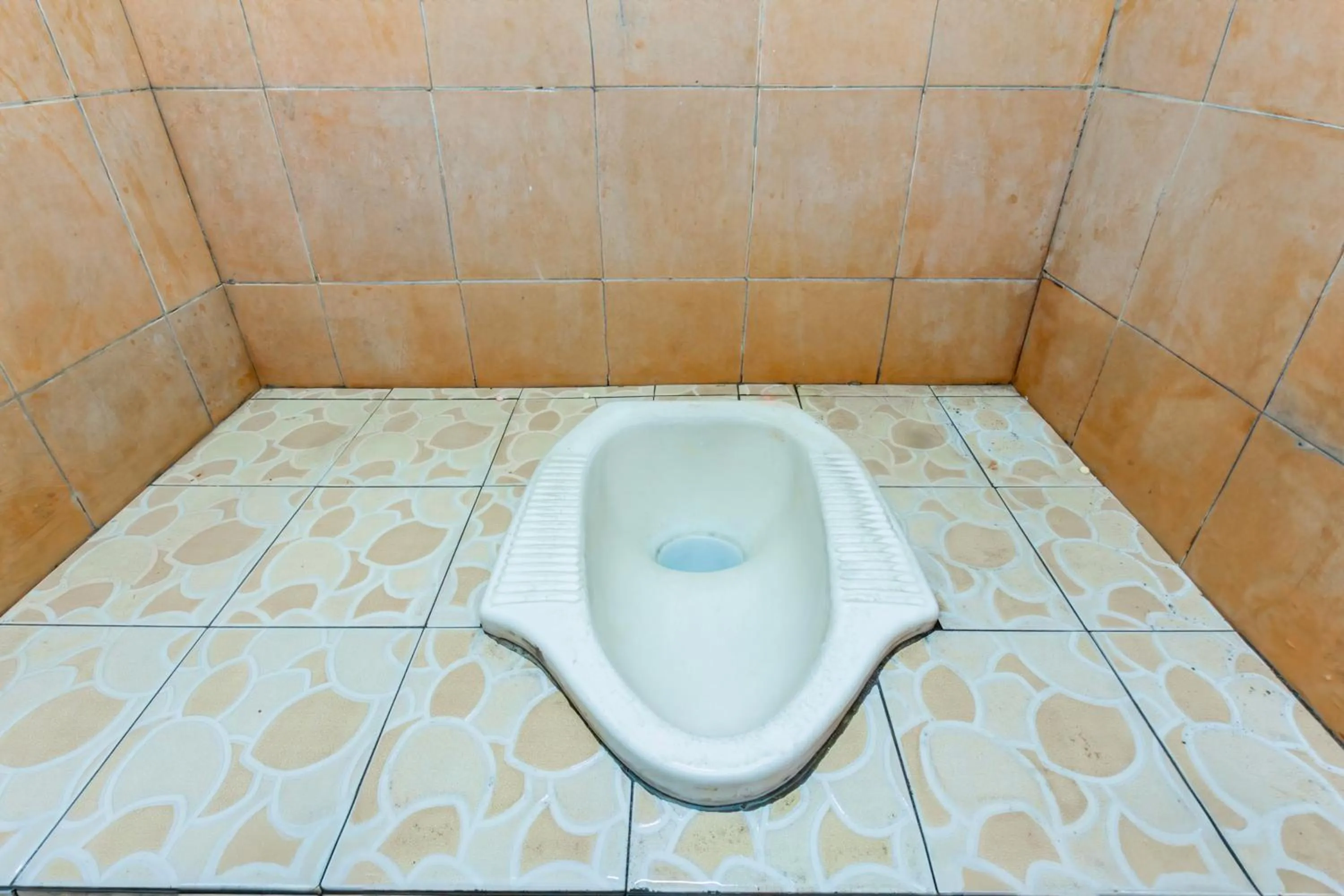 Bathroom in Hotel O Lestari Homestay