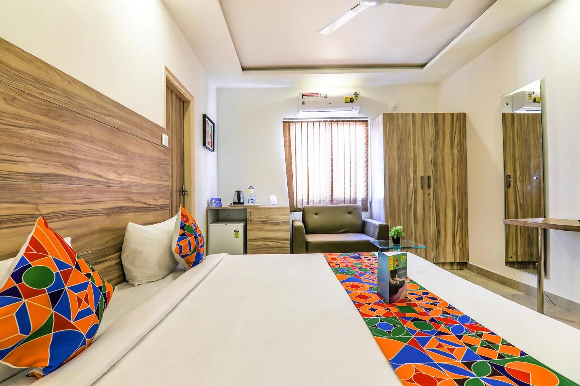 Bed in FabHotel Vista Suites - Frazer Town