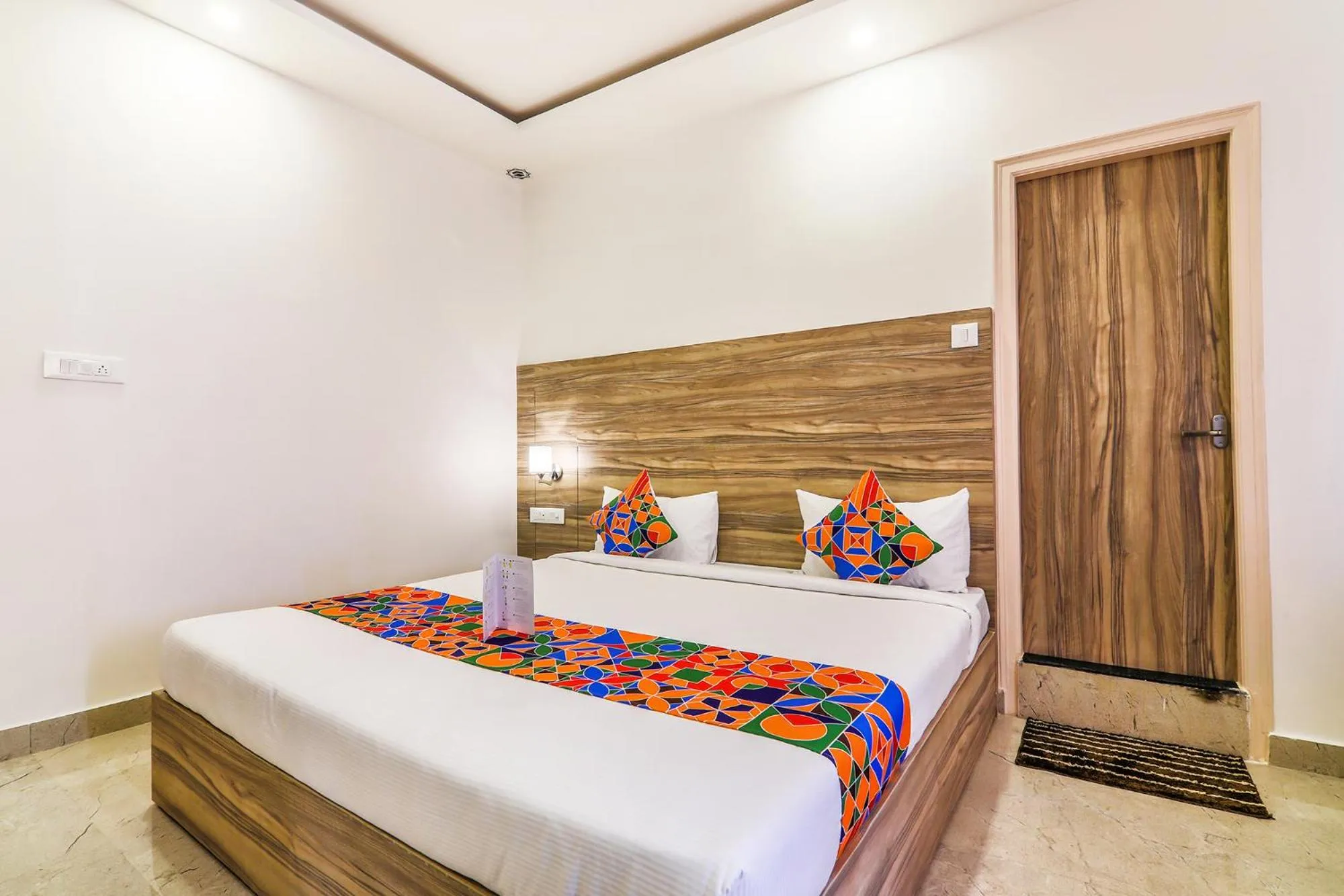 Bed in FabHotel Vista Suites - Frazer Town