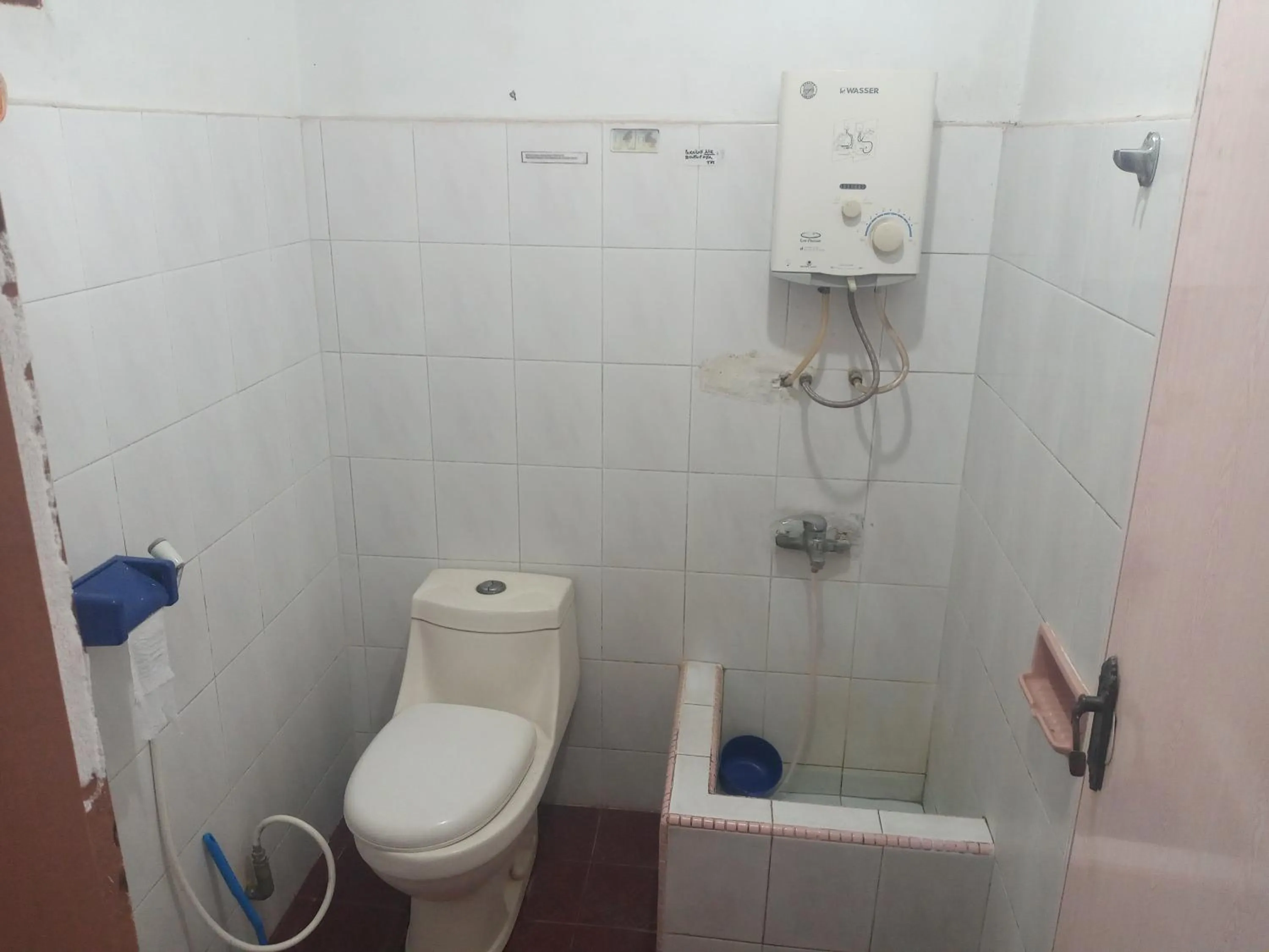 Bathroom in Kaliaga Bungalow
