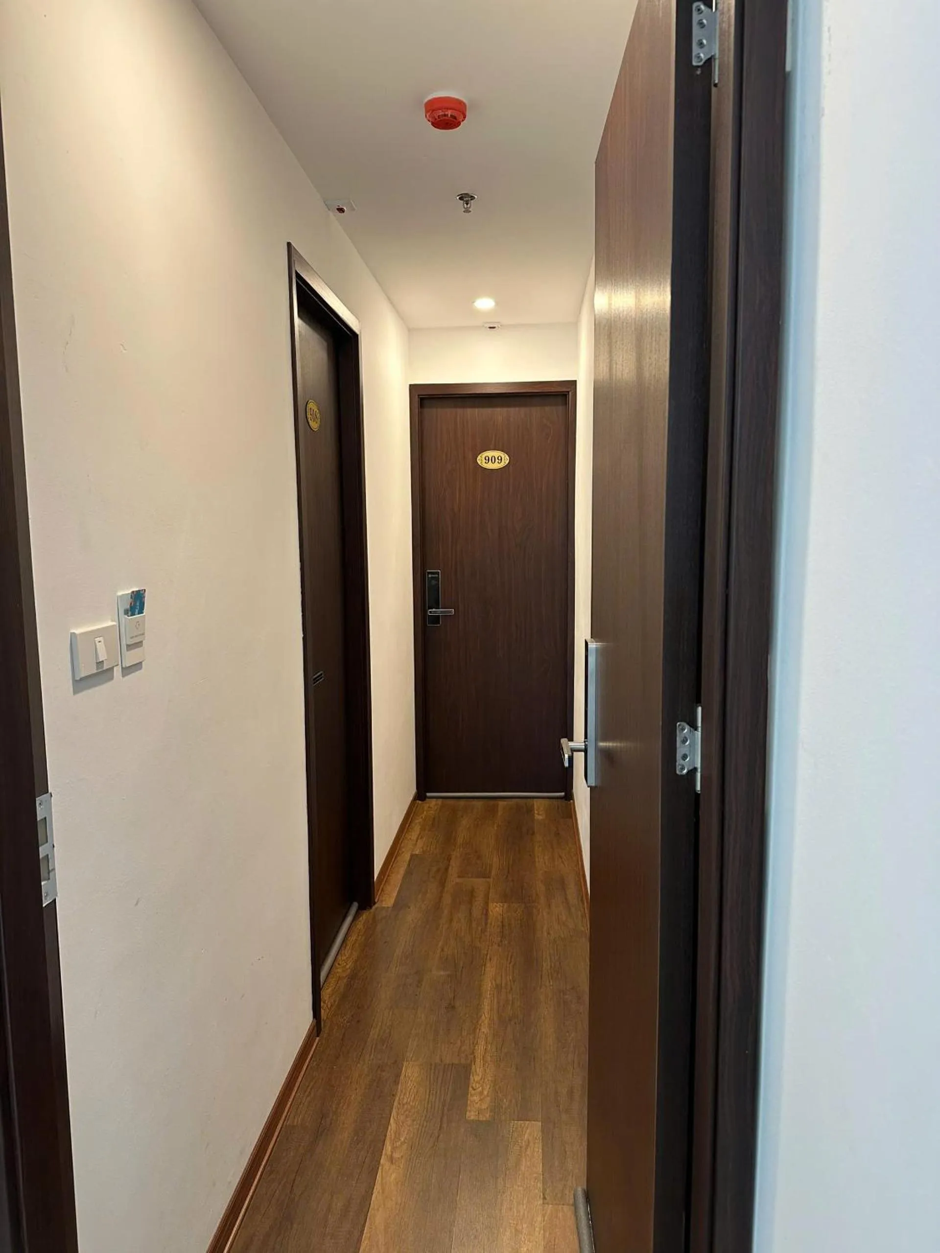 room service in Aquarius Premium Hotel