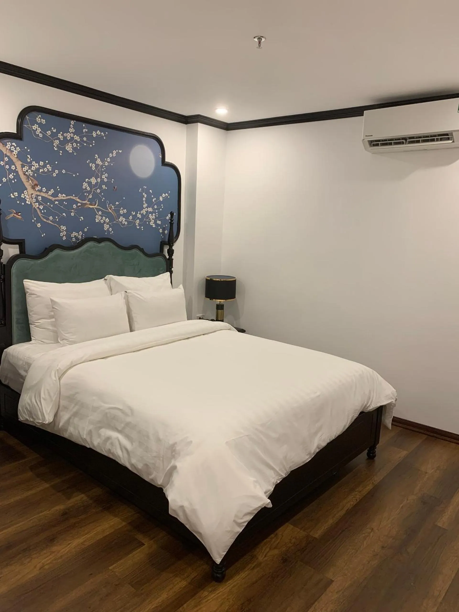 Bed in Aquarius Premium Hotel