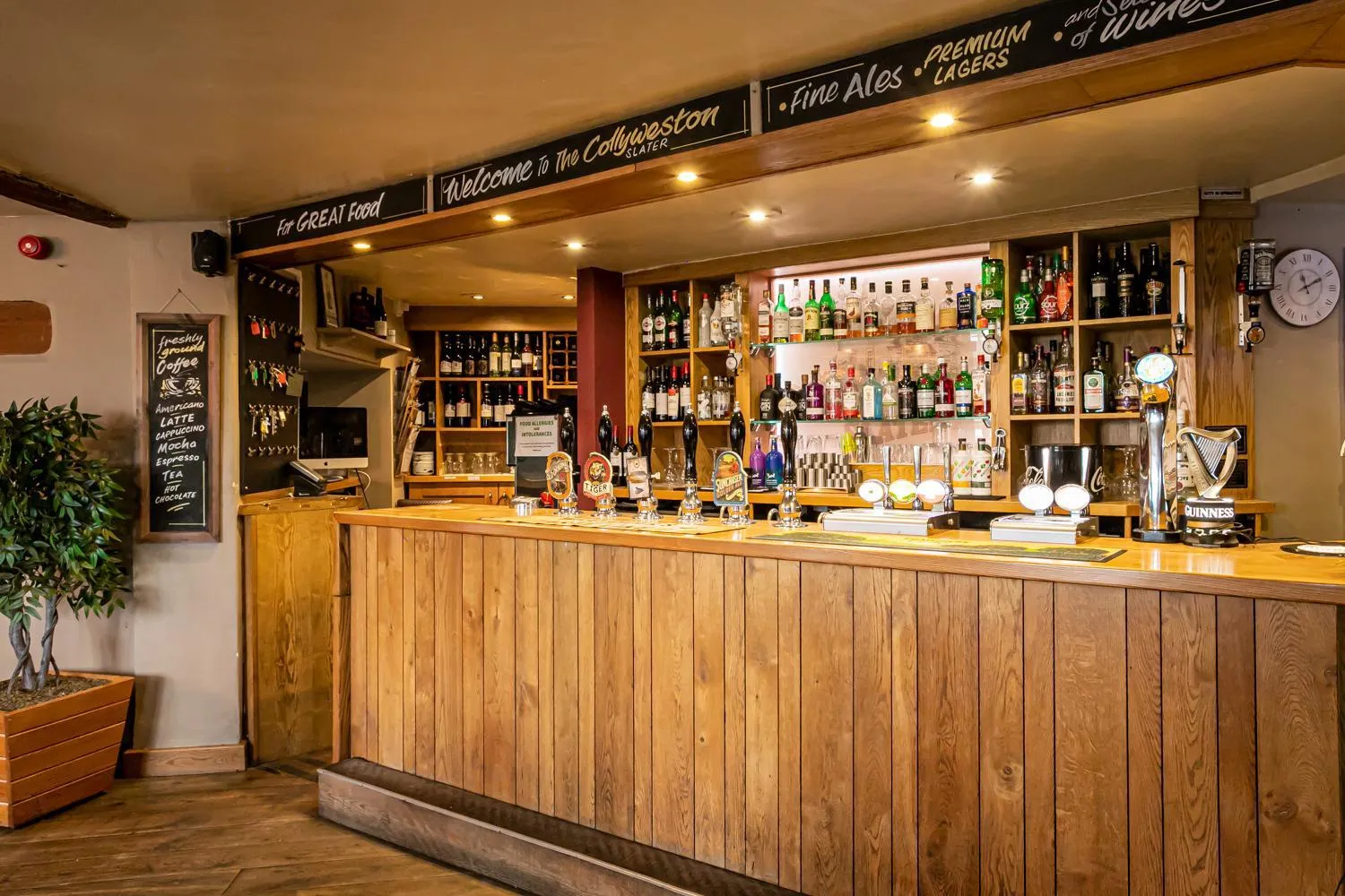 Lounge or bar in The Collyweston Slater