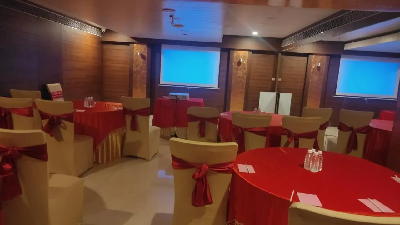 Banquet/Function facilities in Bizz The Hotel