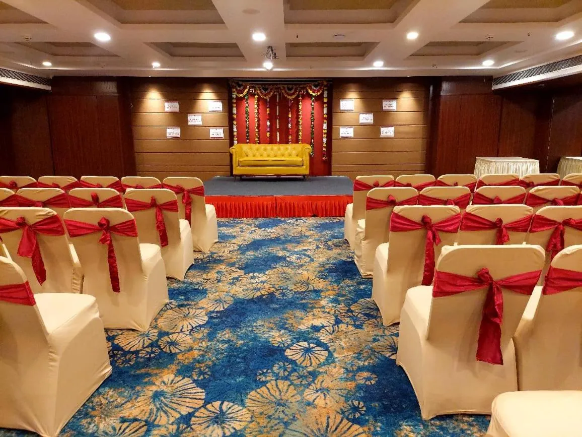 Banquet/Function facilities in Bizz The Hotel