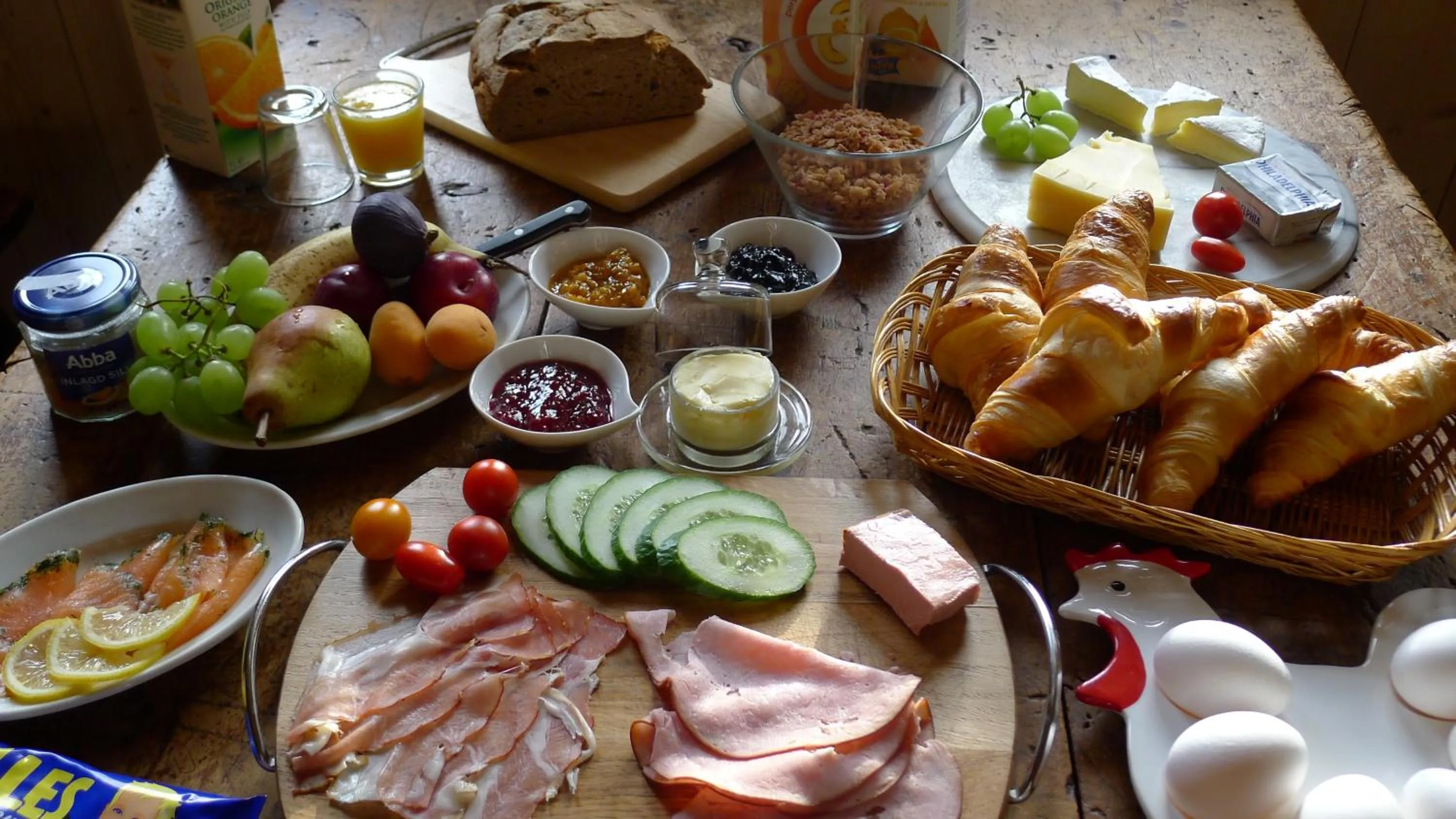 Food and drinks in Lilla Trulla Gårdshotell - Feels like home