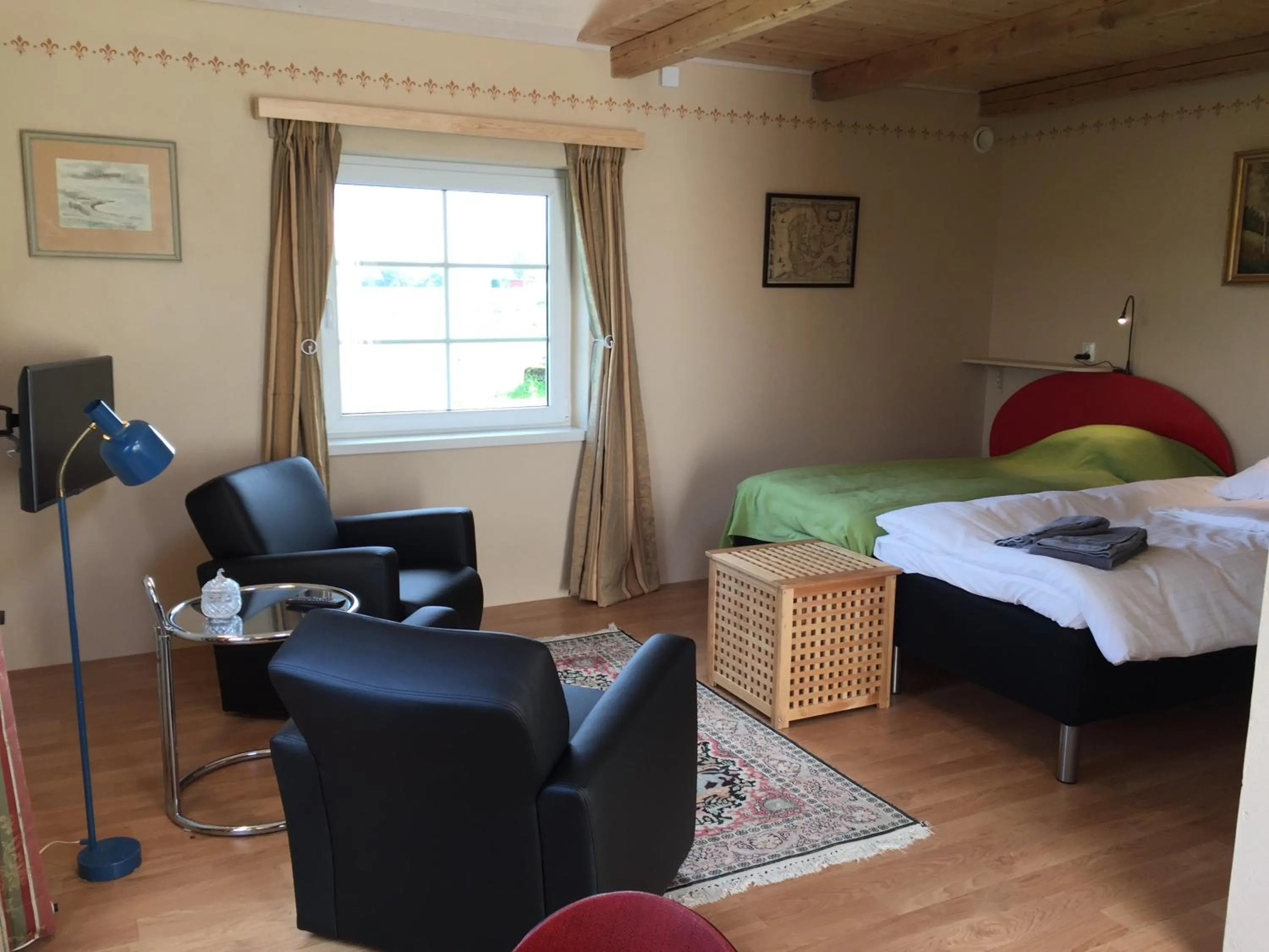 Bed in Lilla Trulla Gårdshotell - Feels like home