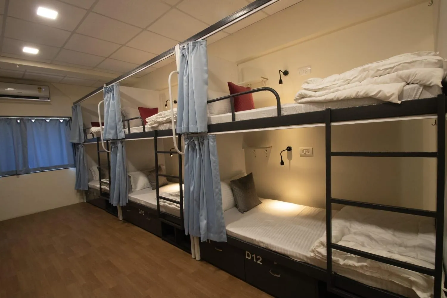 bunk bed, Bed in Hostells