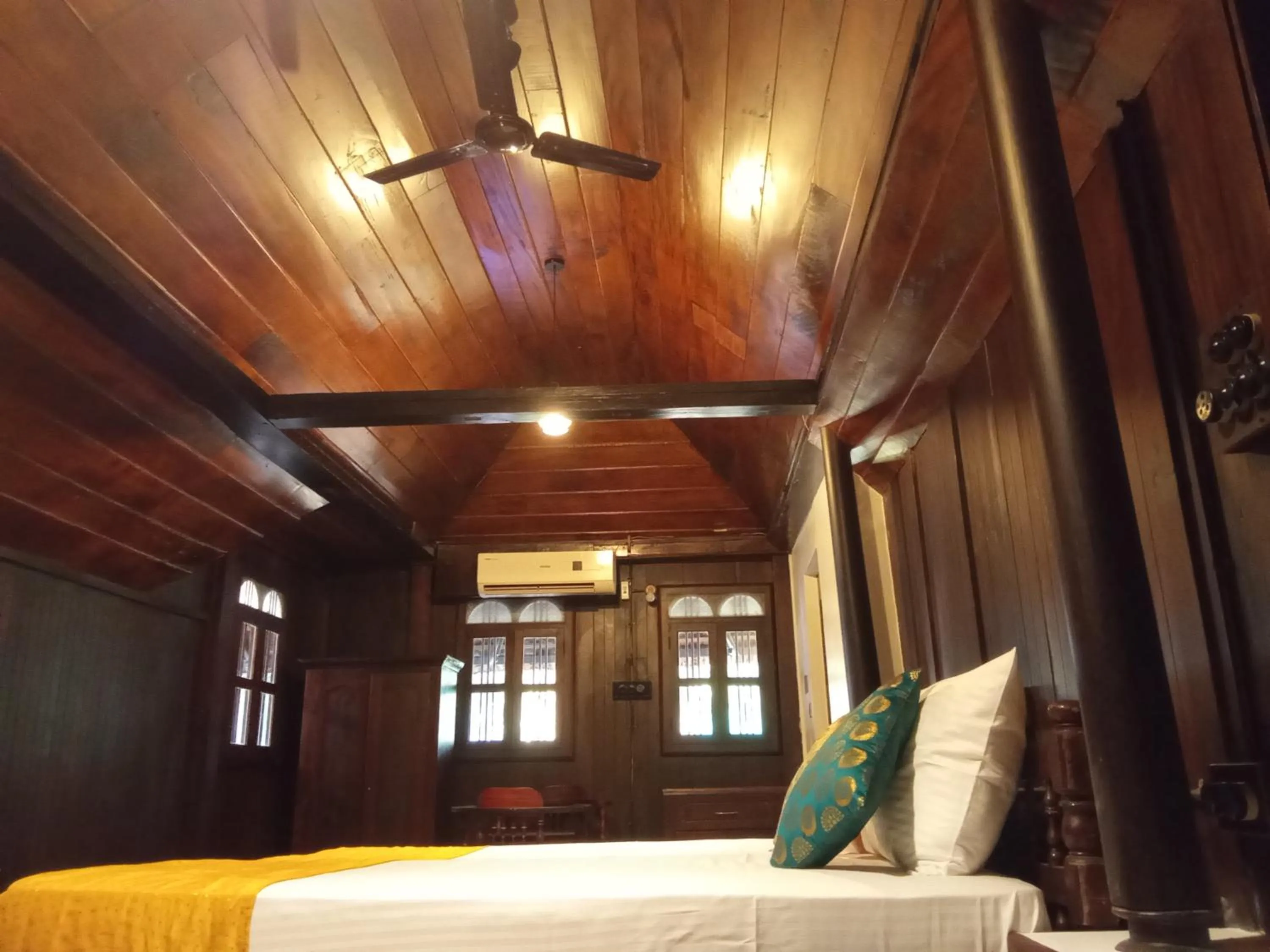 Shantitheeram Ayurveda Lakeside Heritage Resort