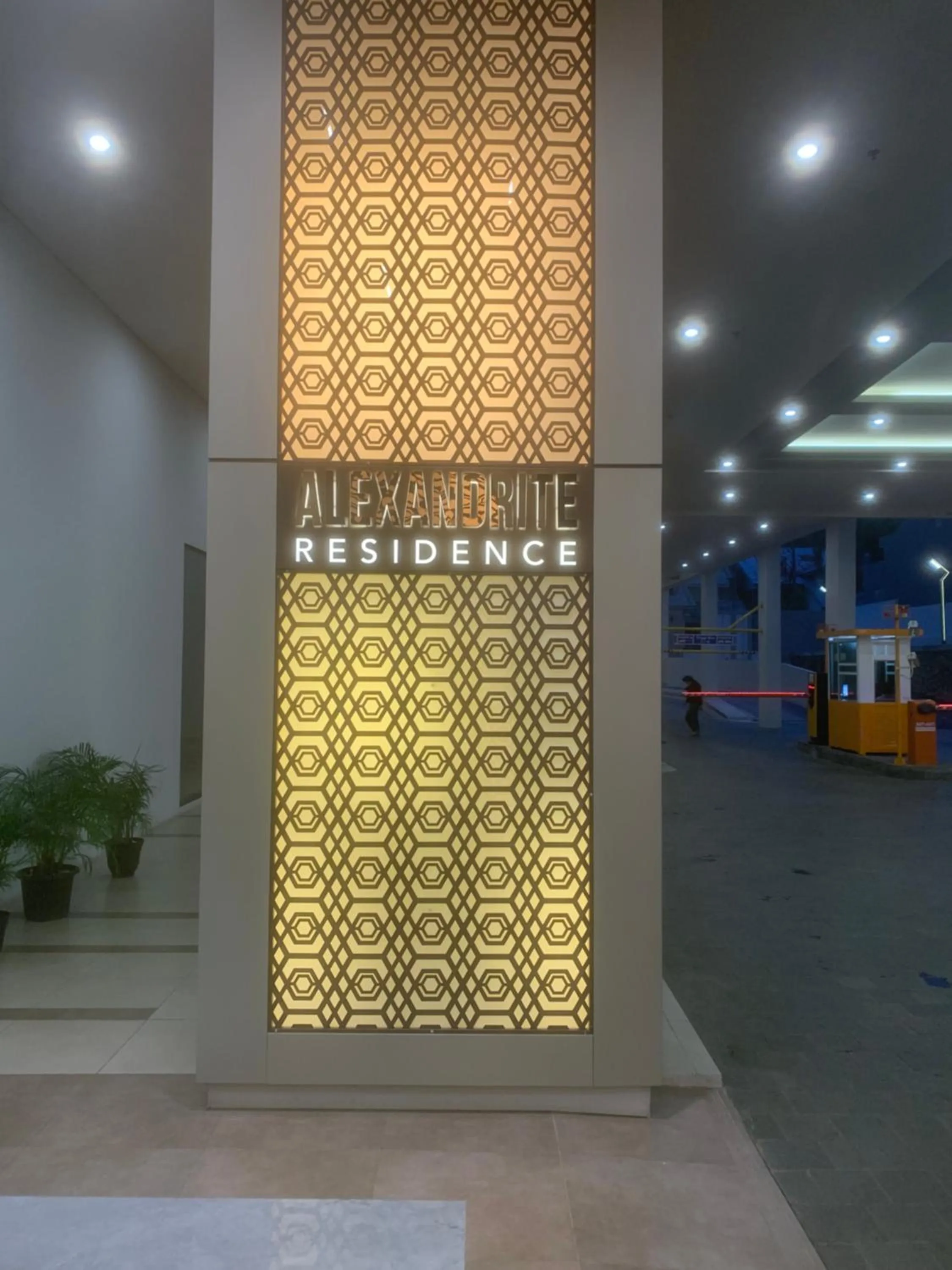 COMFORTSTAY @Citra Plaza Nagoya #32-08 ( Sea View )