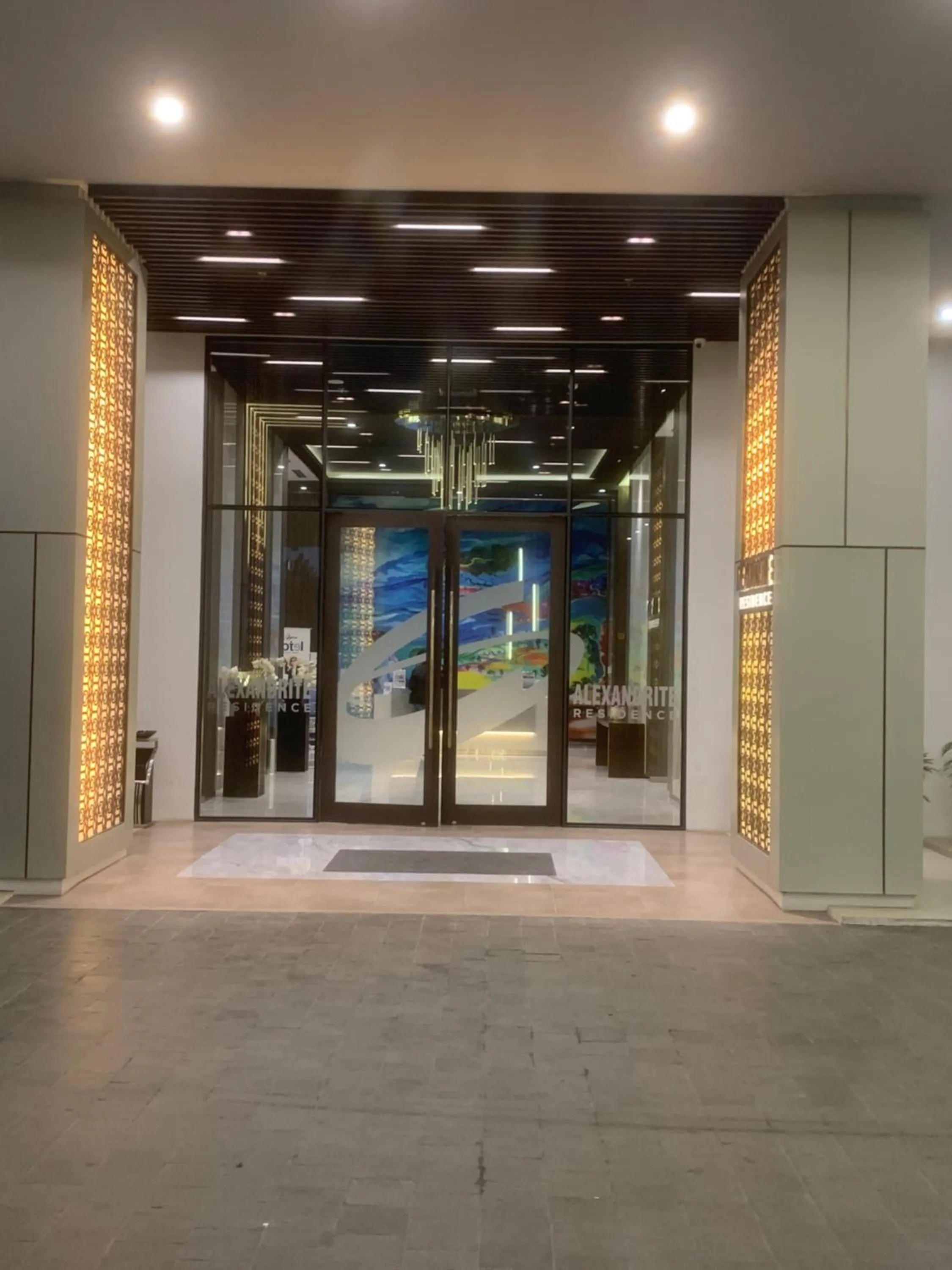 COMFORTSTAY @Citra Plaza Nagoya #32-08 ( Sea View )