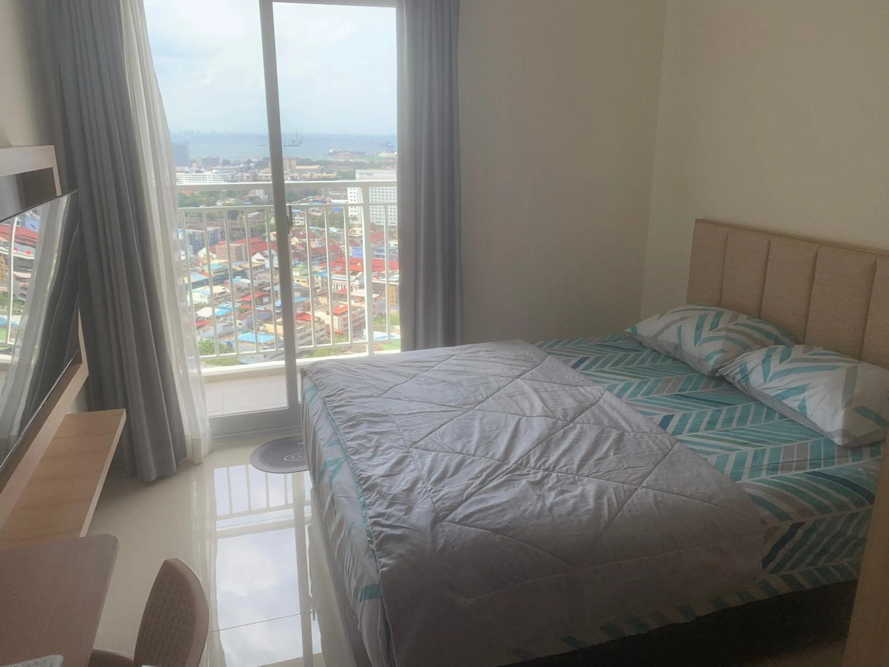 Bed in COMFORTSTAY @Citra Plaza Nagoya #32-08 ( Sea View )