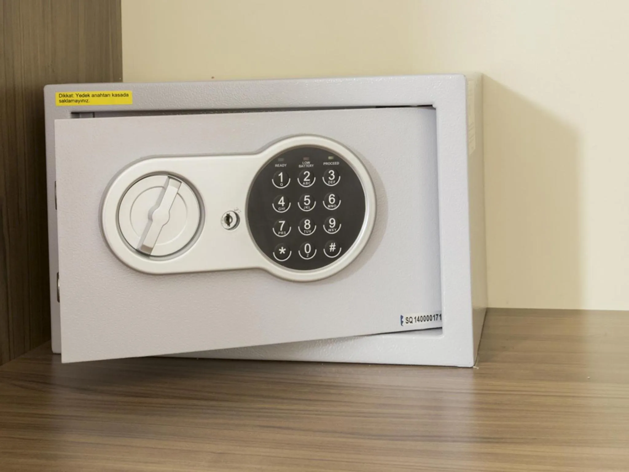 Day in Zendy Suite Hotel