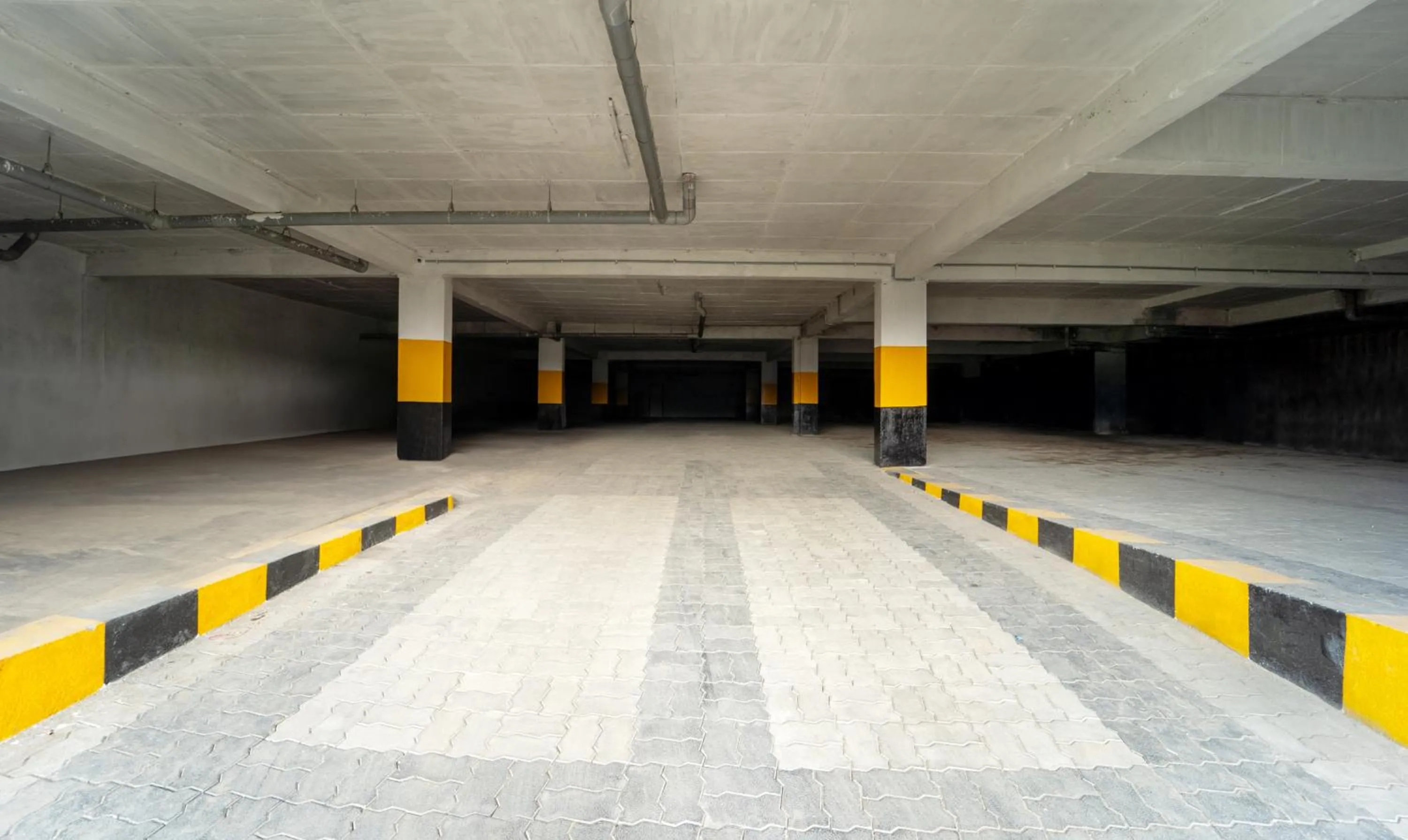 Parking in Treebo Skydale Premium Suites, 1500 Mtrs From Ooty Lake