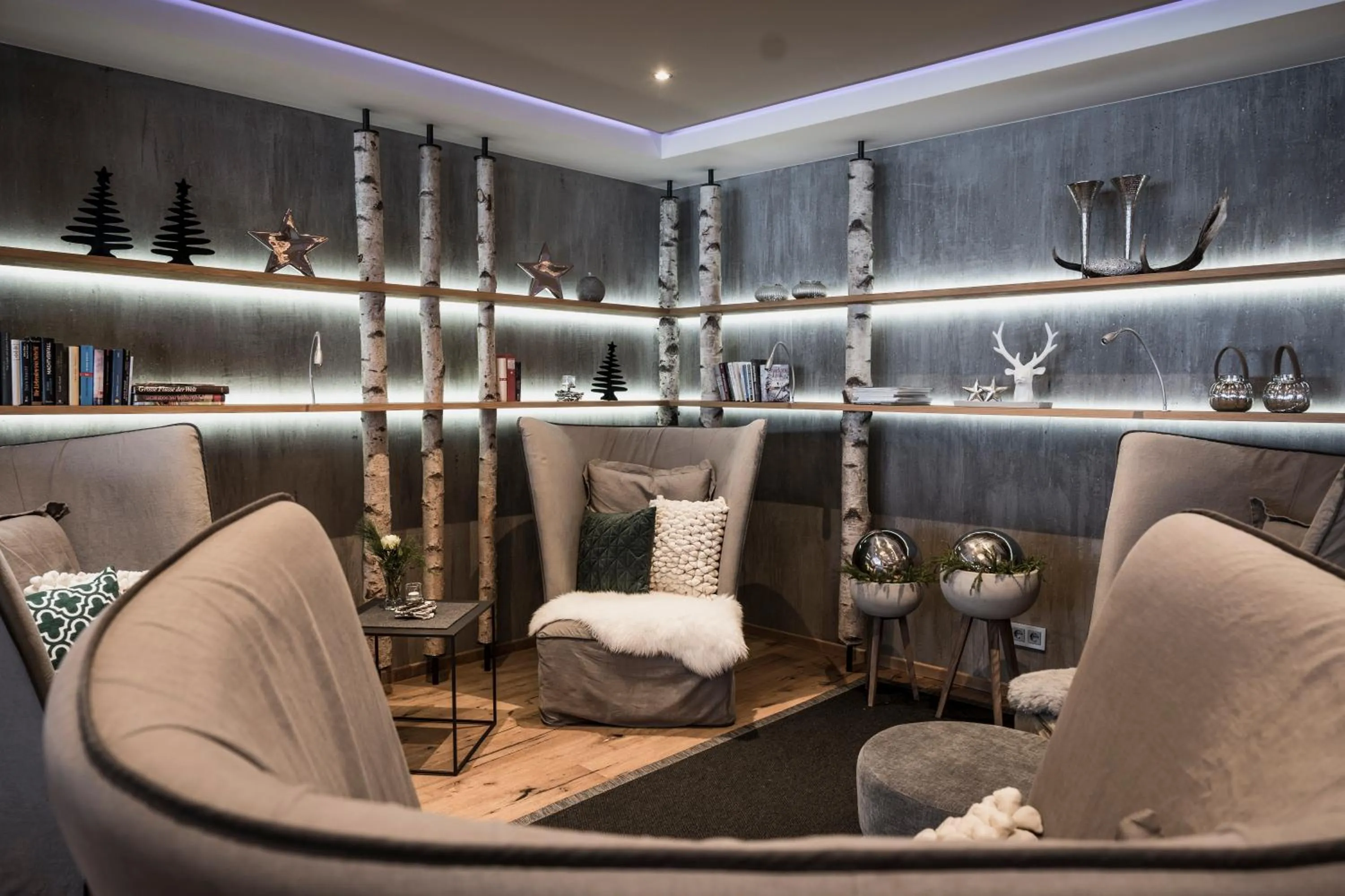 Communal lounge/ TV room in Verwöhn-Wellnesshotel Walserhof