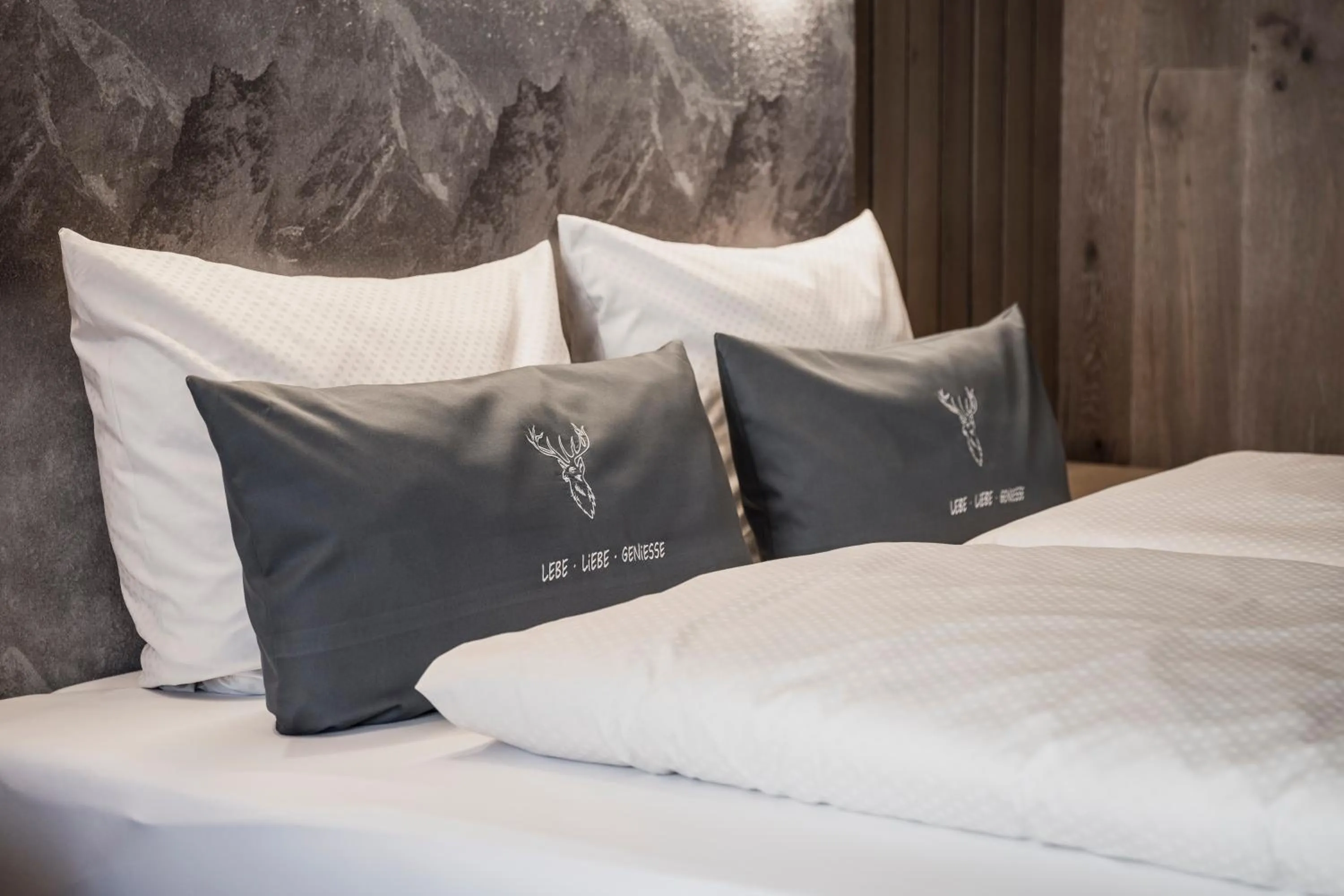 Bed in Verwöhn-Wellnesshotel Walserhof