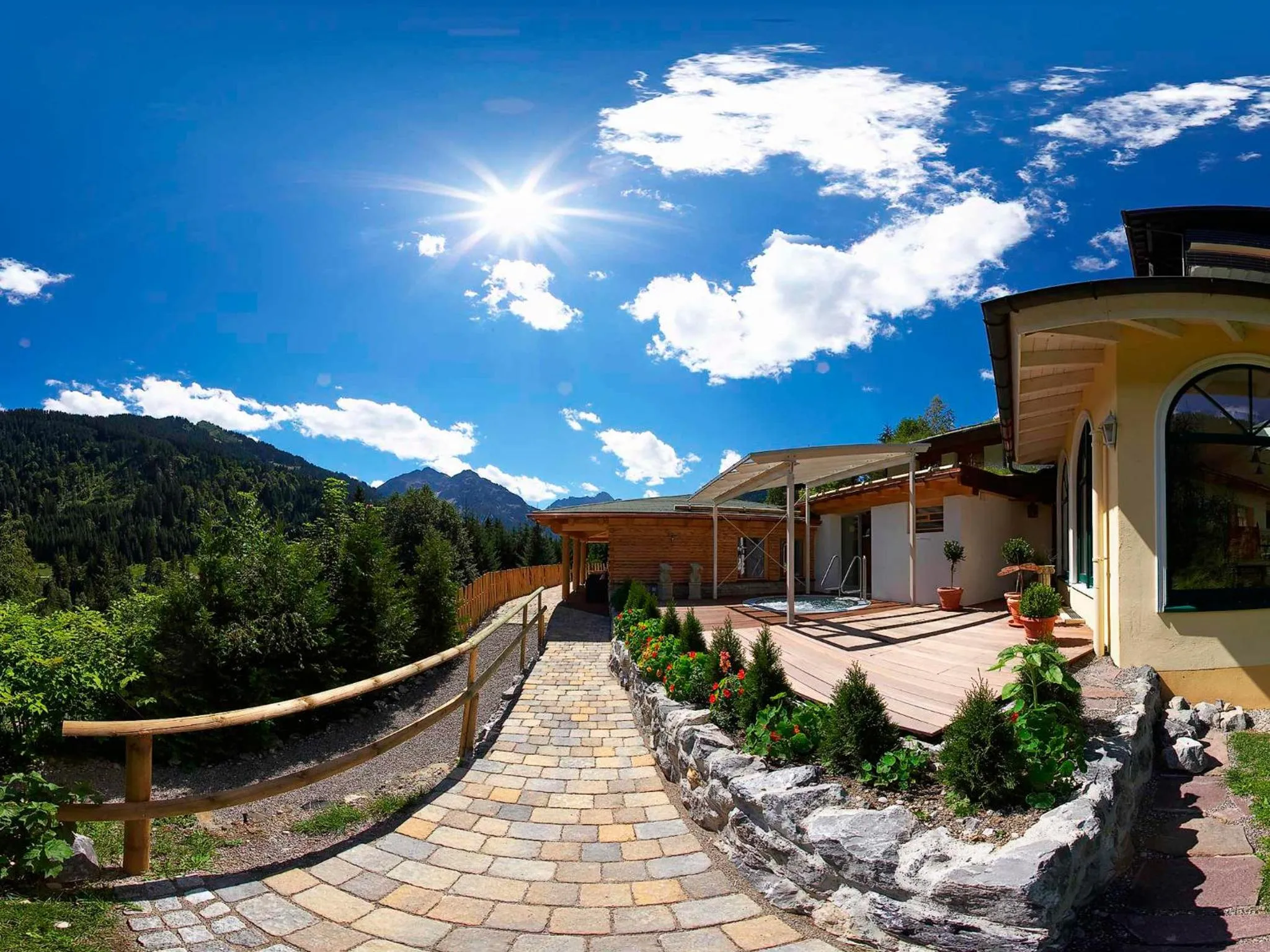 Spring in Verwöhn-Wellnesshotel Walserhof