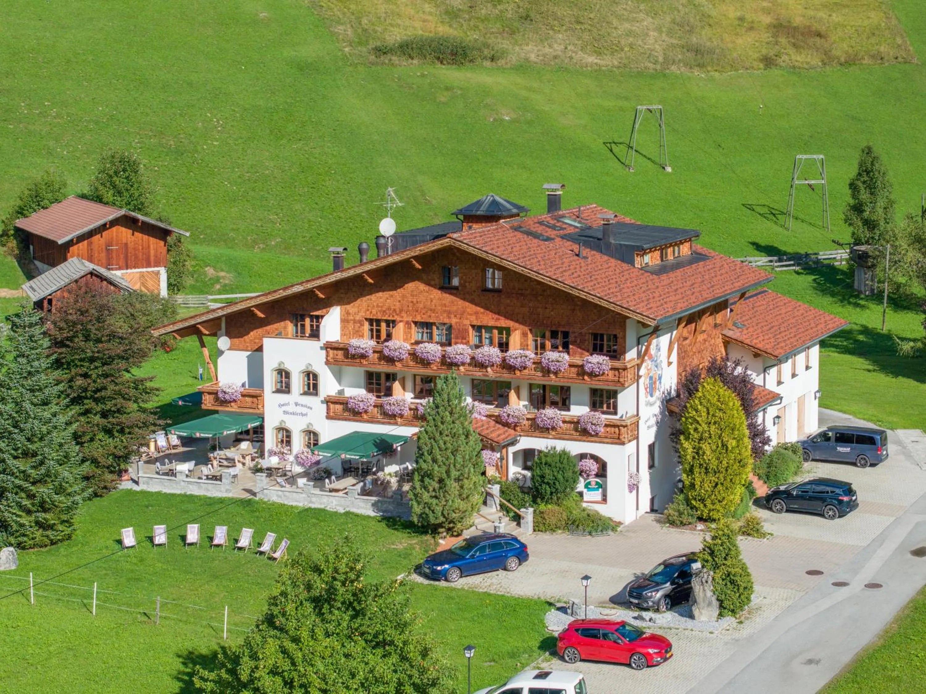 Property building in Panorama-Hotel Winklerhof