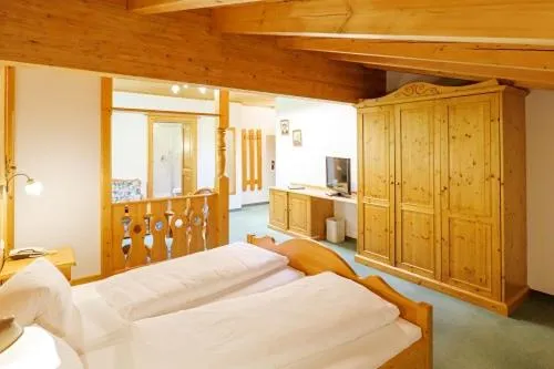 Bed in Panorama-Hotel Winklerhof