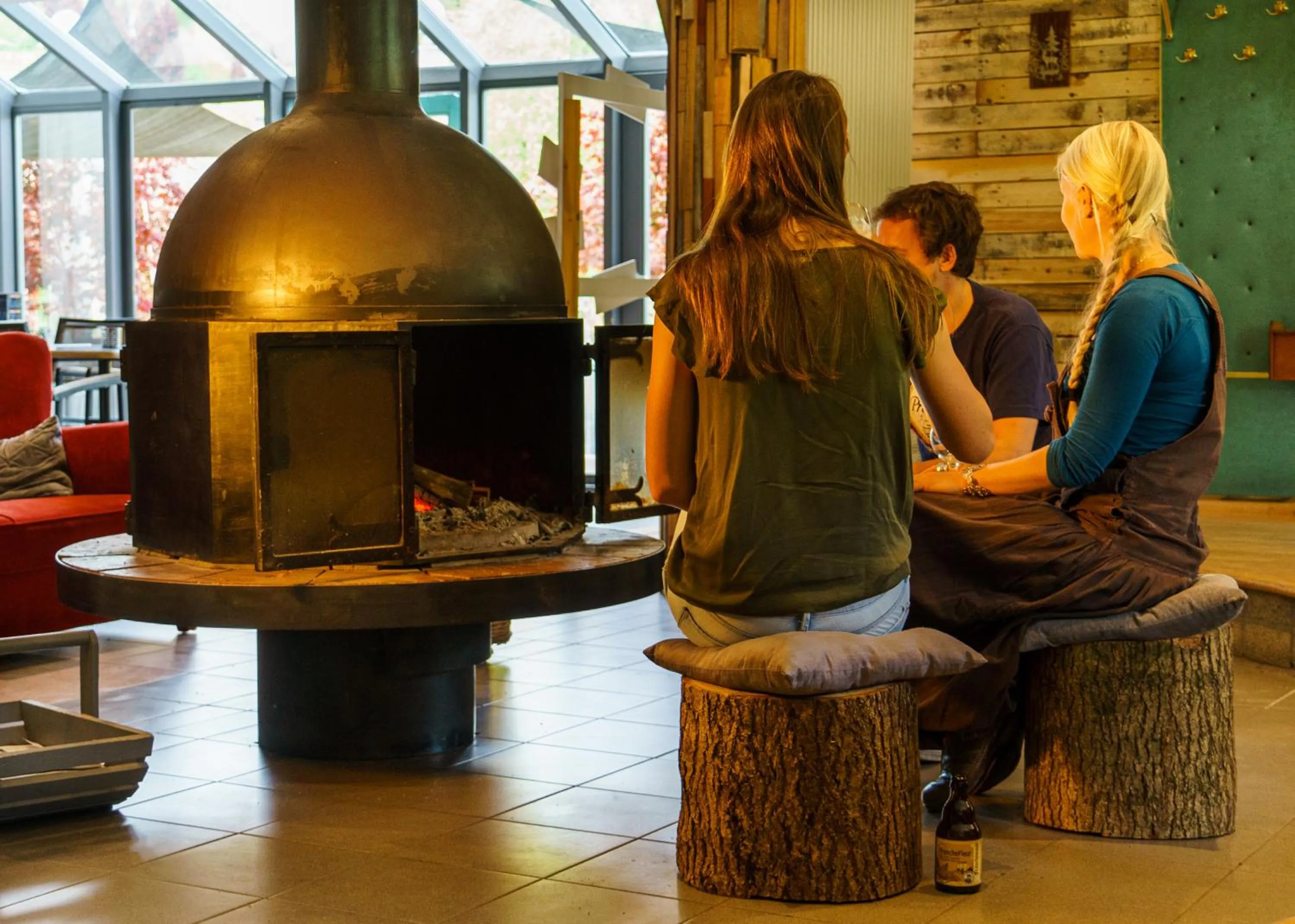 Living room in HI Malmedy Hostel