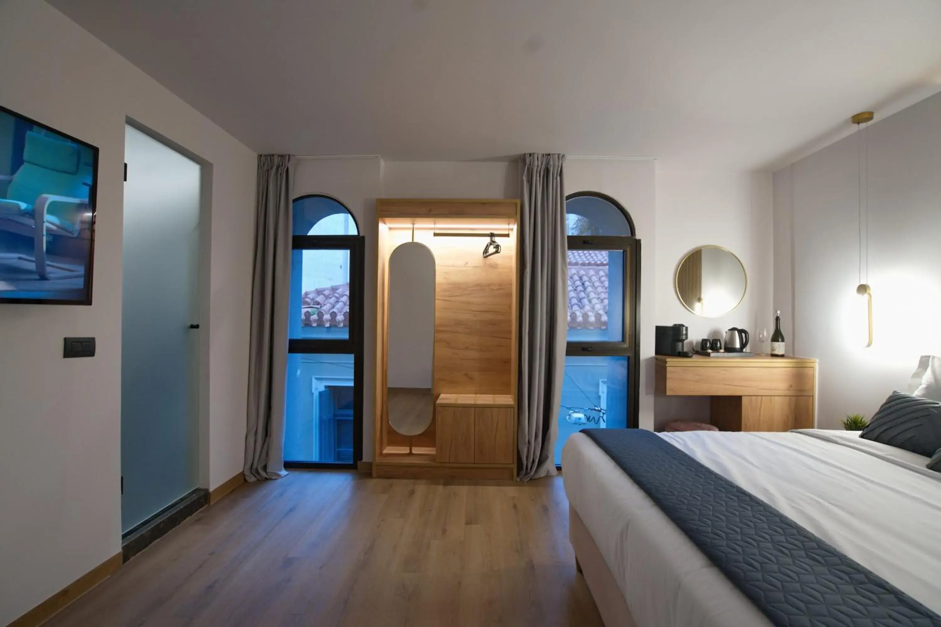 Premium Room in CITYLUXE Suites & Rooms Premium Room in CITYLUXE Suites & Rooms