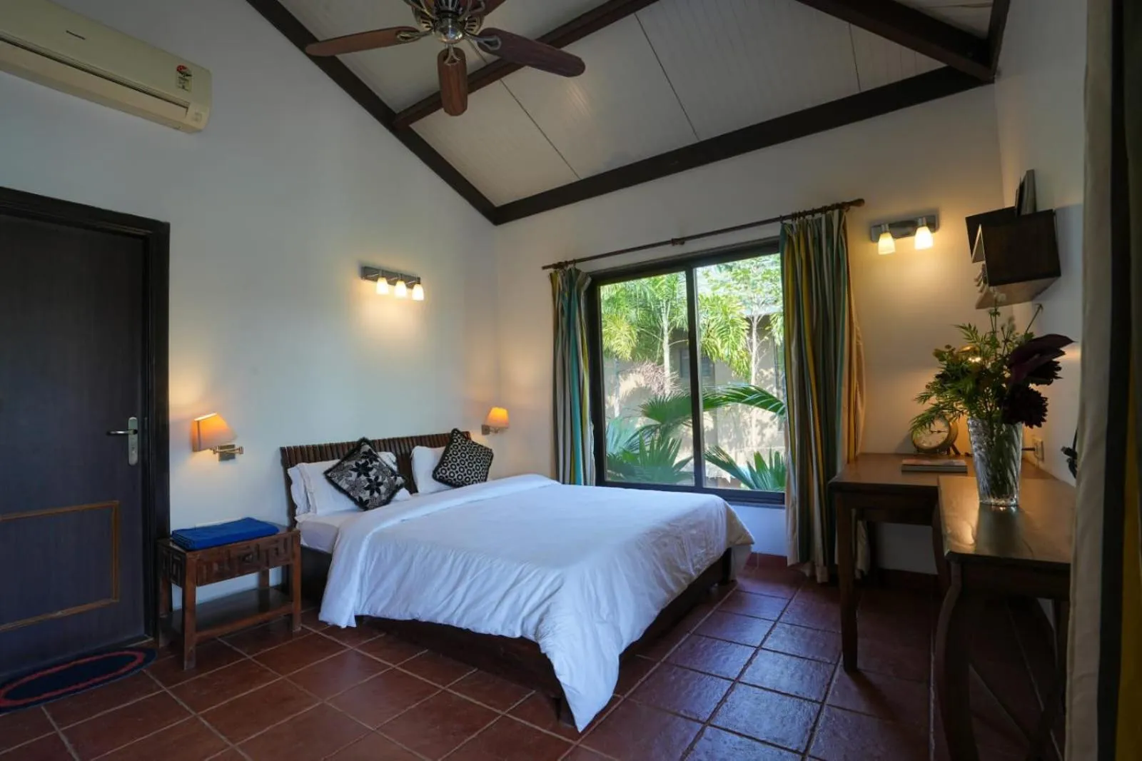 Bed in E&G Green Courts Resort at Koroli Hill Station