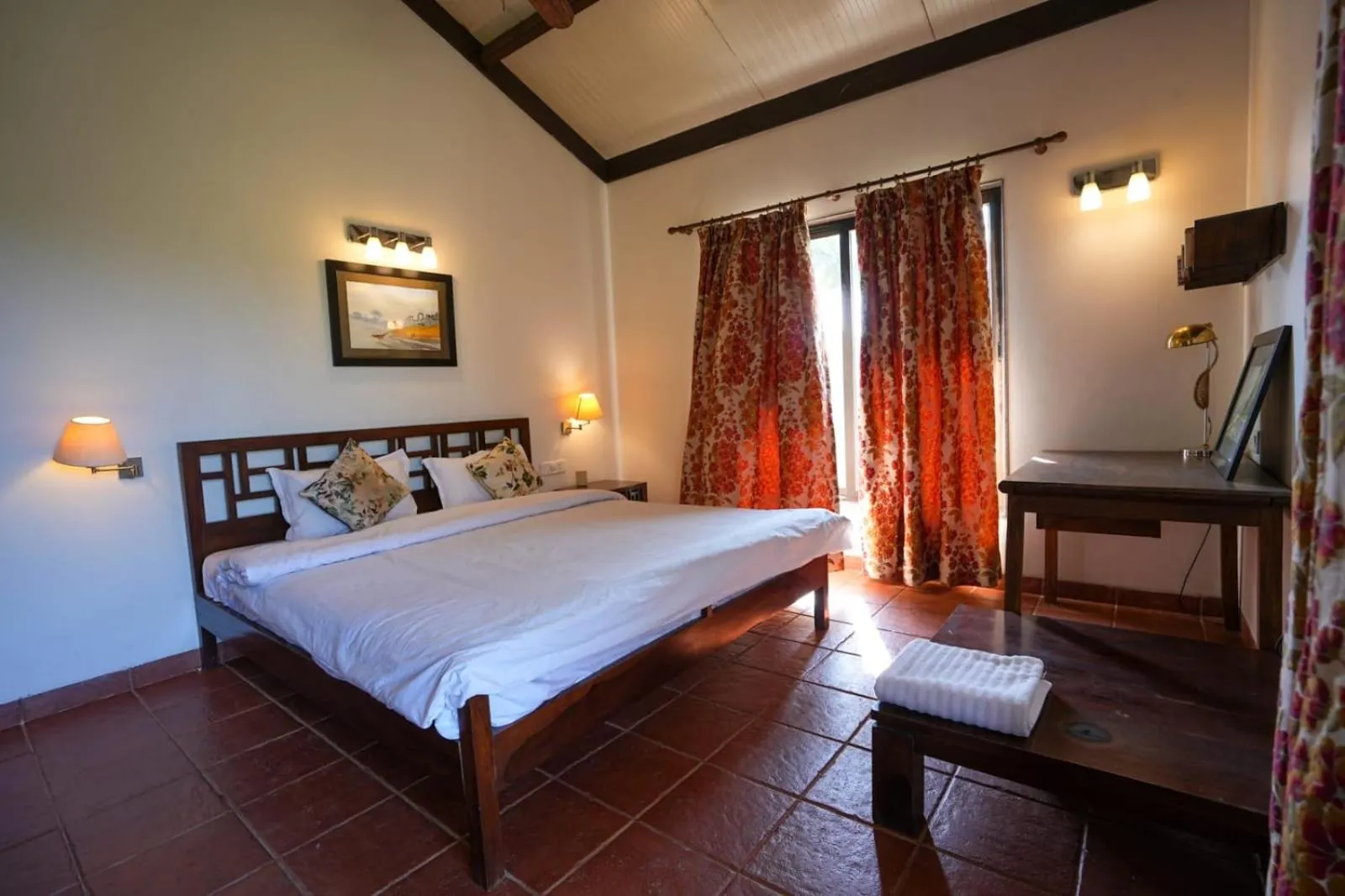 Bed in E&G Green Courts Resort at Koroli Hill Station