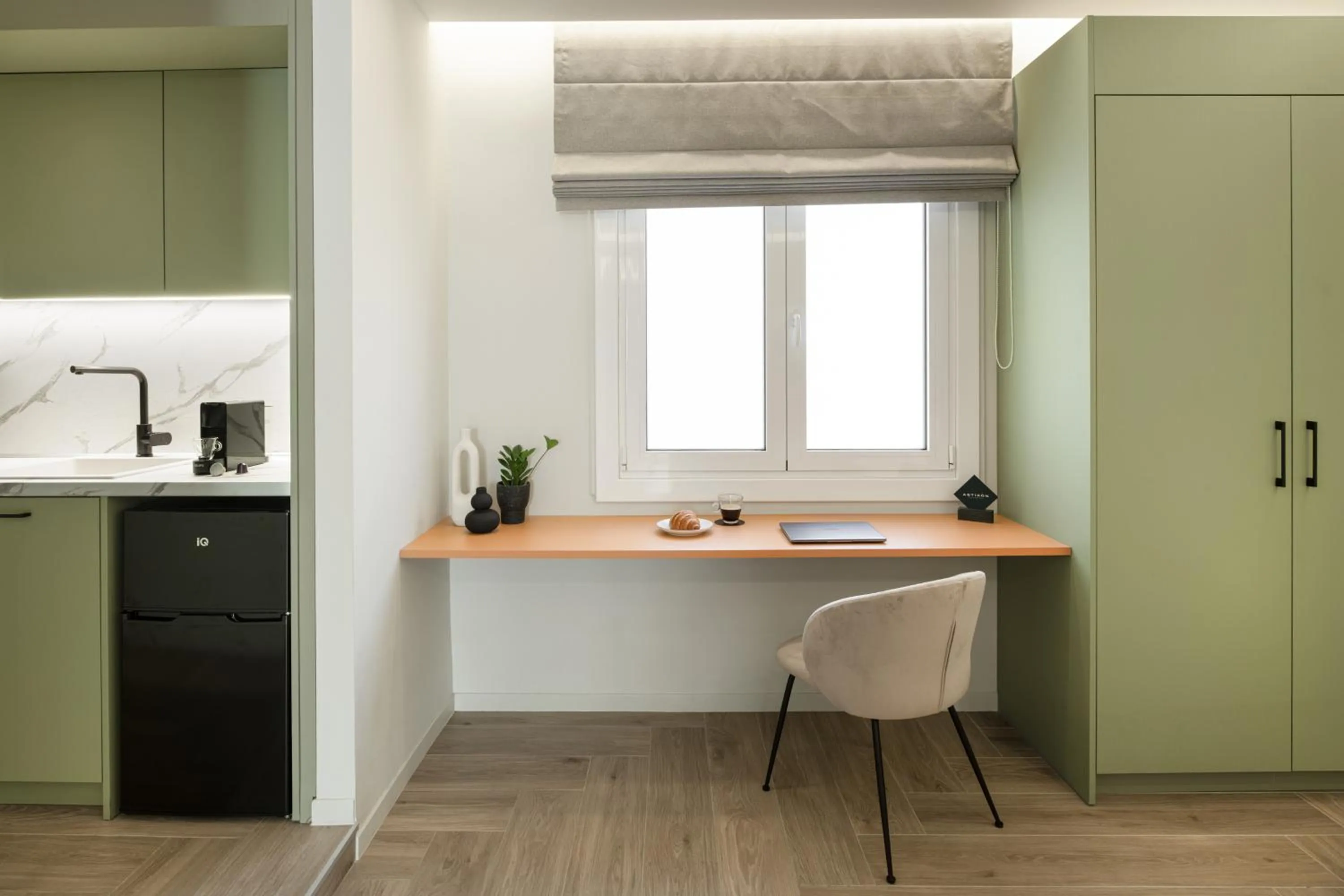 Kitchen or kitchenette in ASTIKON Xenofontos Suites