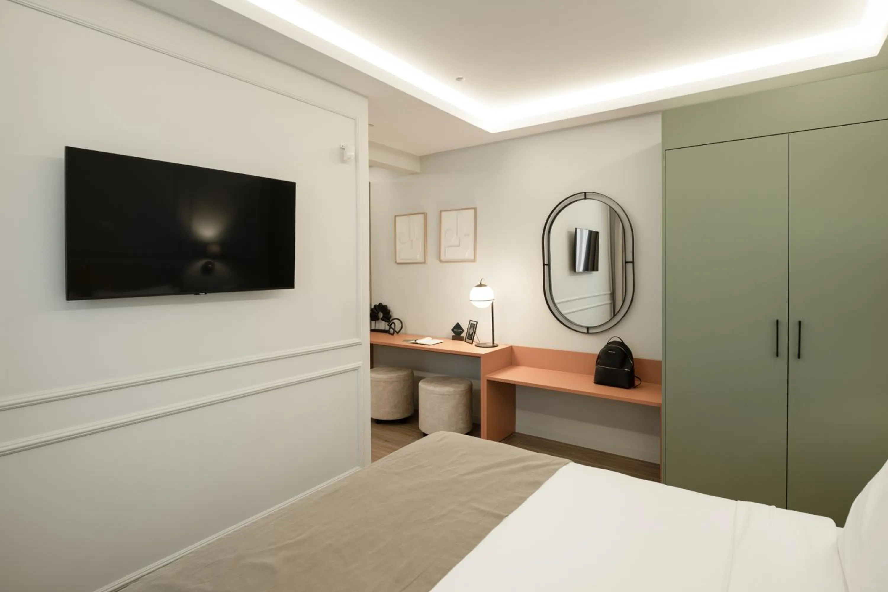 Bedroom, Bed in ASTIKON Xenofontos Suites