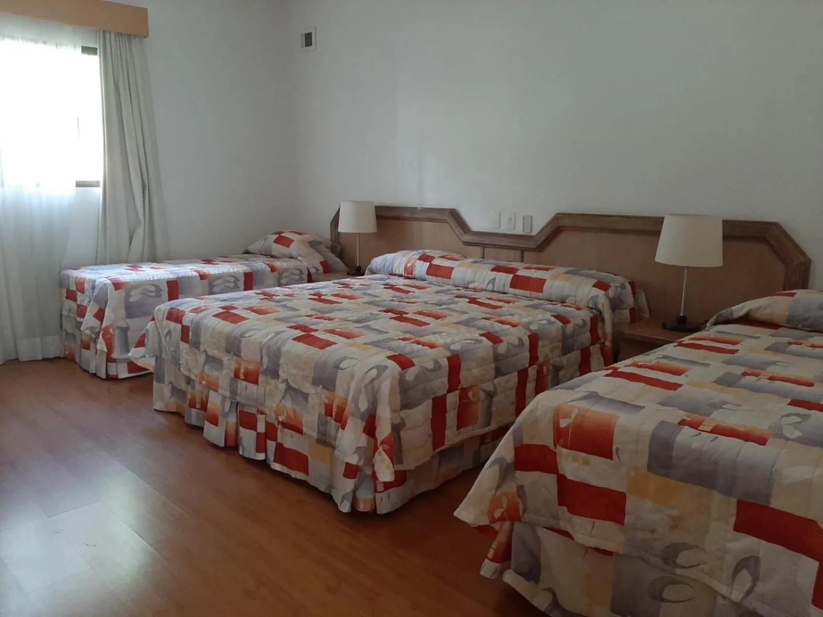 Bed in Paradies Hotel Express