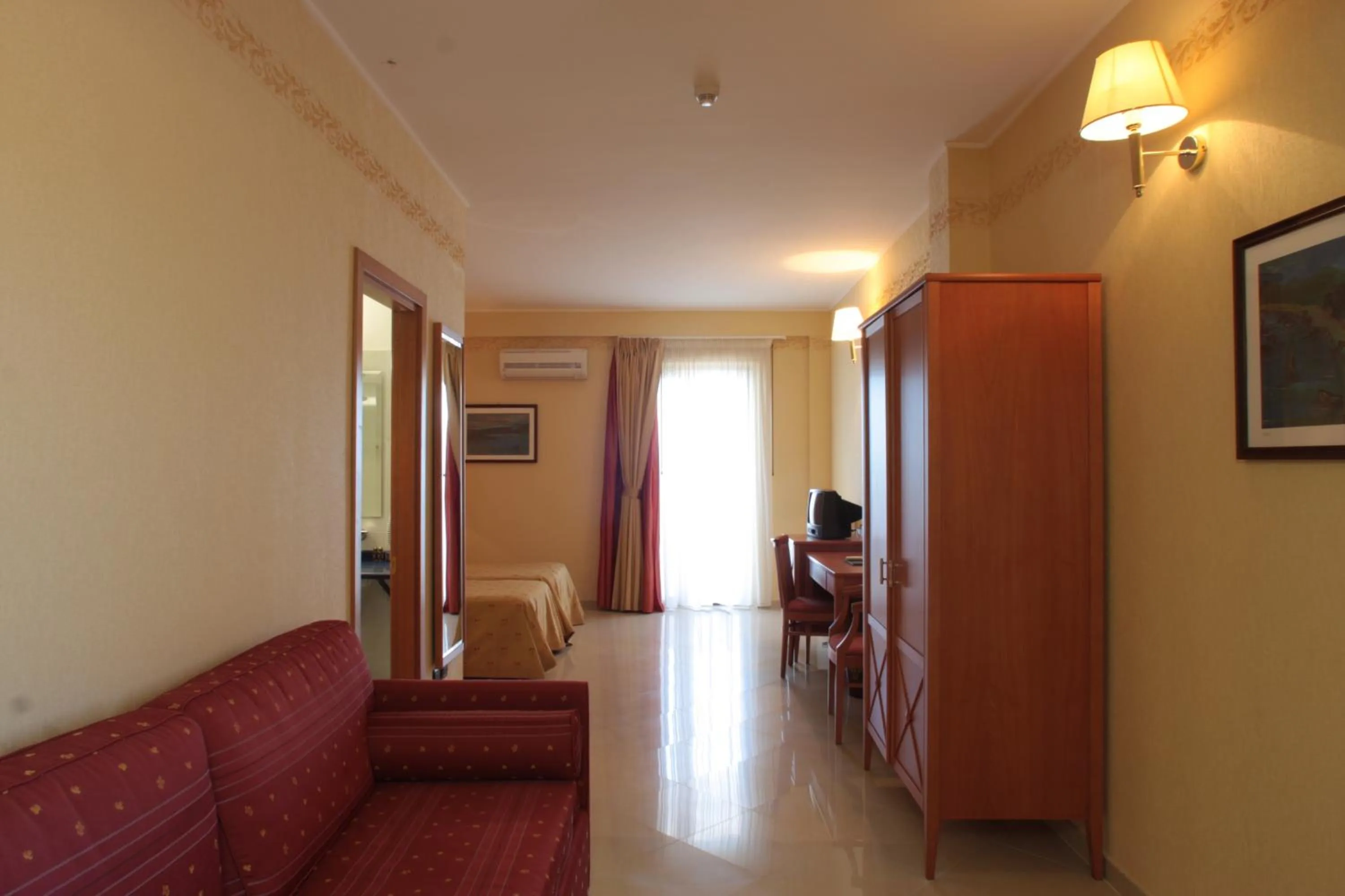 TV and multimedia in Hotel Relais dei Normanni